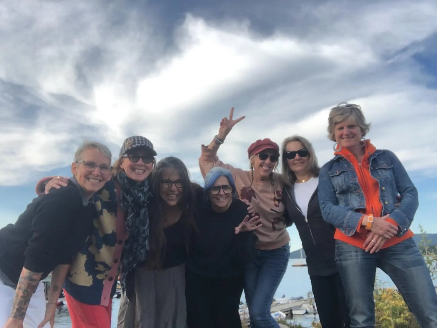 A love note to the 7A Dahlias:
7 (original) planets in the heavens
7 chakras in the spine
7 colors in the rainbow
7 continents on the earth
7 seas to swim in 
7 notes in the diatonic scale
7 wonders of the world
7 directions in mystical geometry
7 da