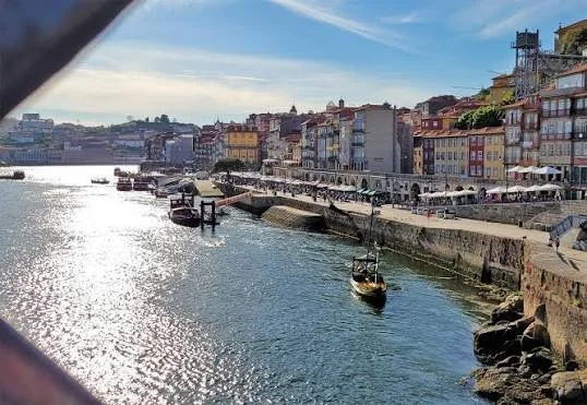Porto Douro River.jpg