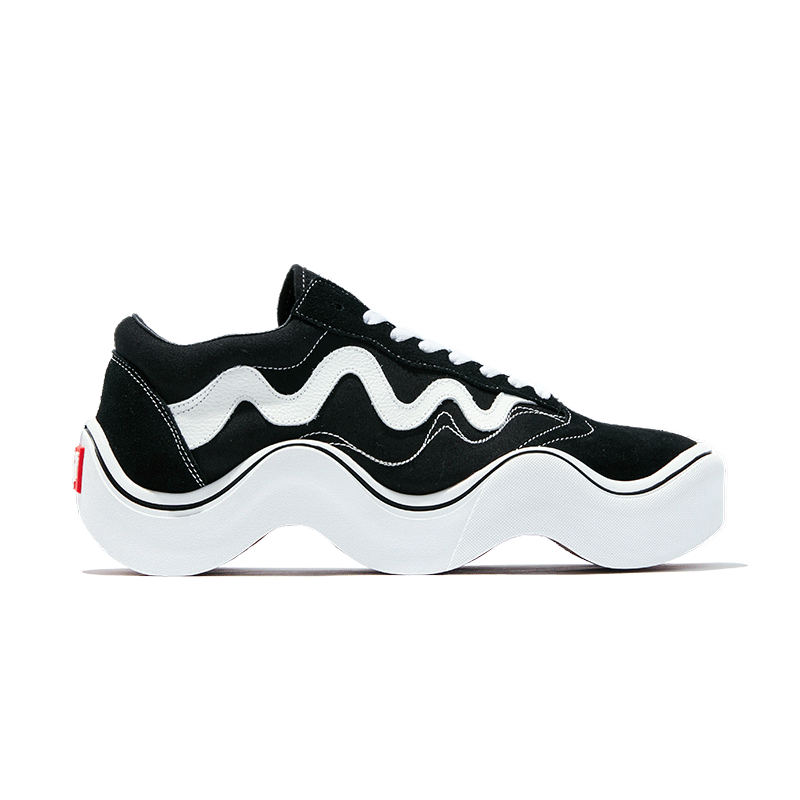 MSCHF_220314_shoes.gif