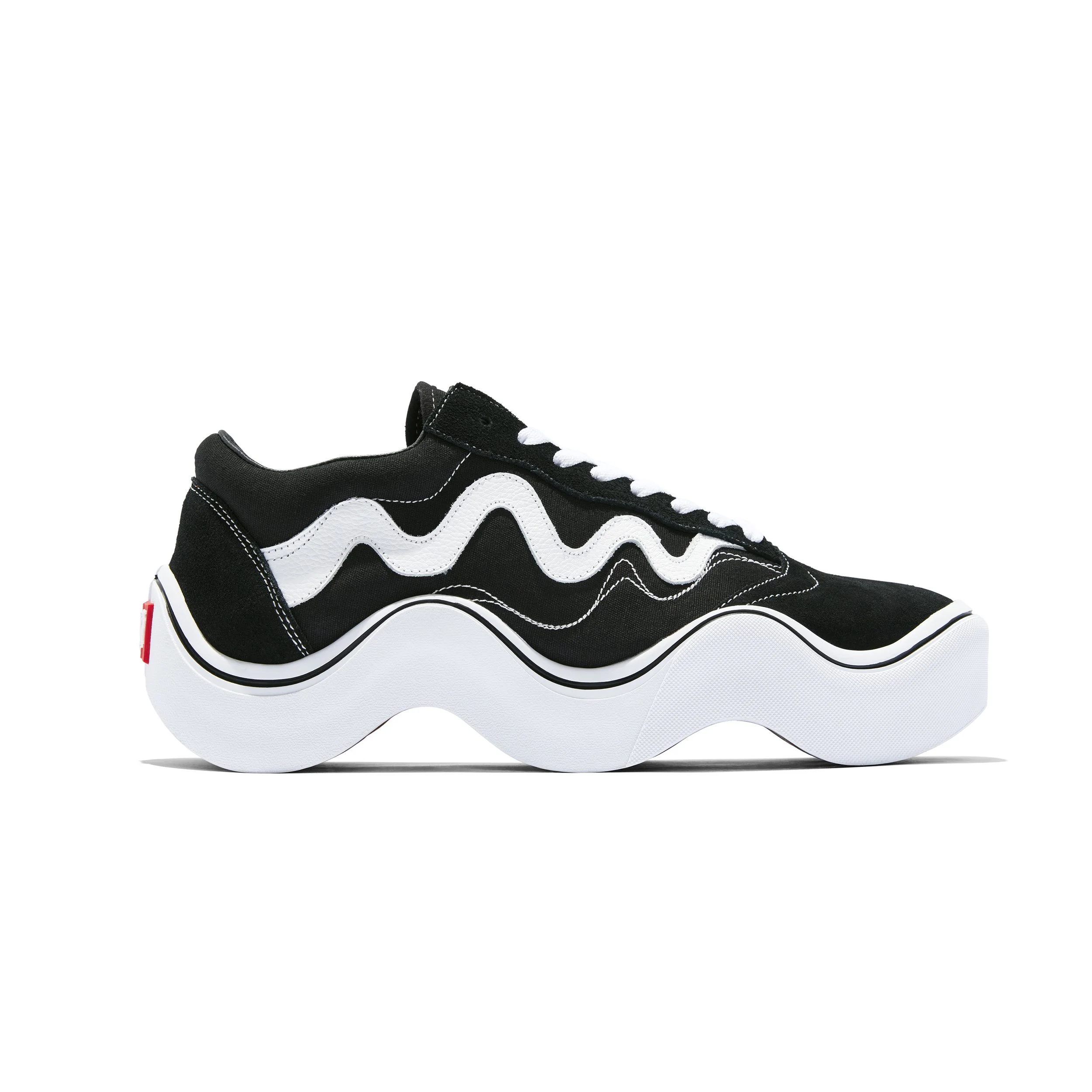 MSCHF_220314_shoes17134.jpg