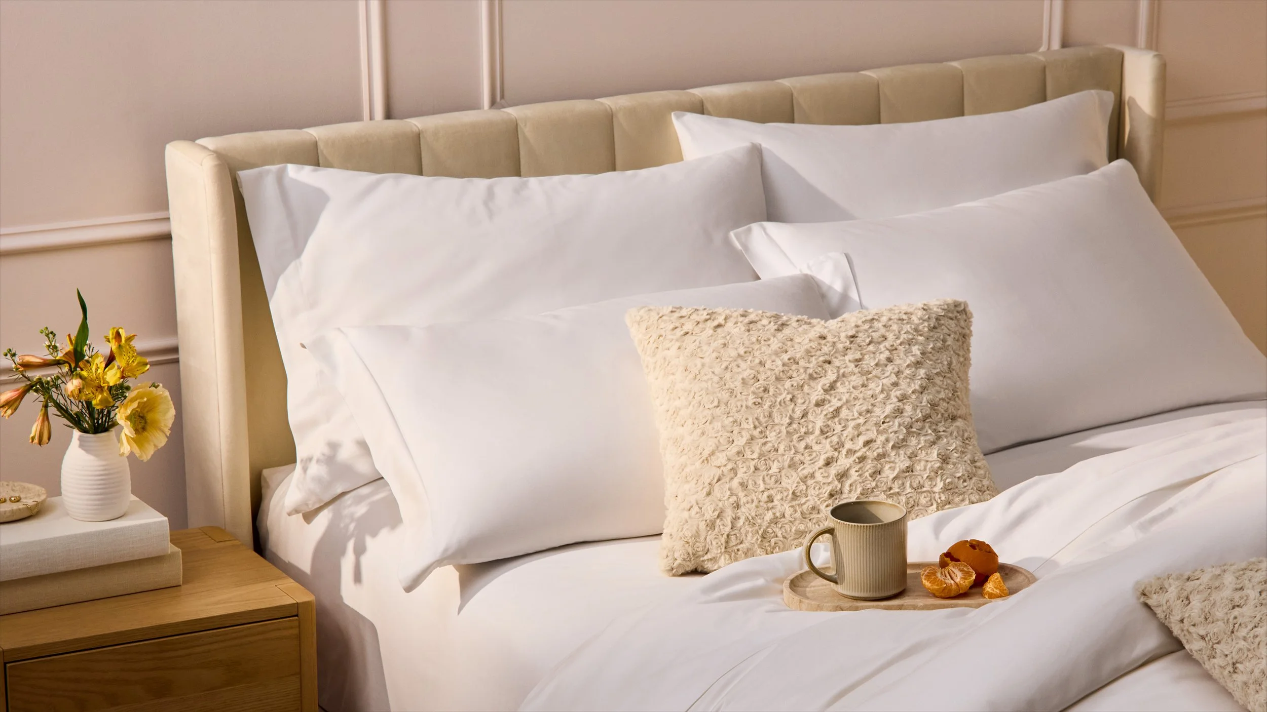 Homepage_Hero_Classic_White_Duvet_&_Sham_Set-0034.jpg