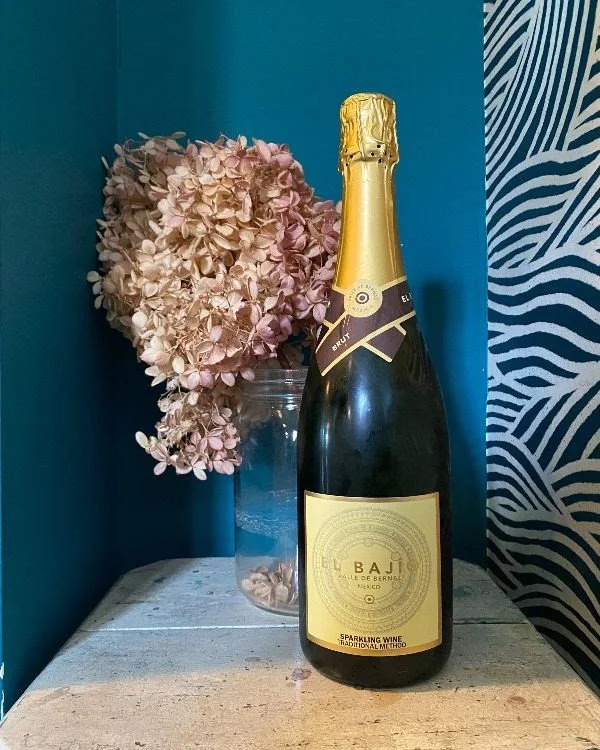 Every once in a while, we taste a wine that makes us pause and say, &ldquo;okay&hellip; where&rsquo;s this one going?&rdquo; 🍾 The answer for El Baj&iacute;o Brut from Mexico? Everywhere!

This beauty was a recent pick for our bubbly club, and we lo