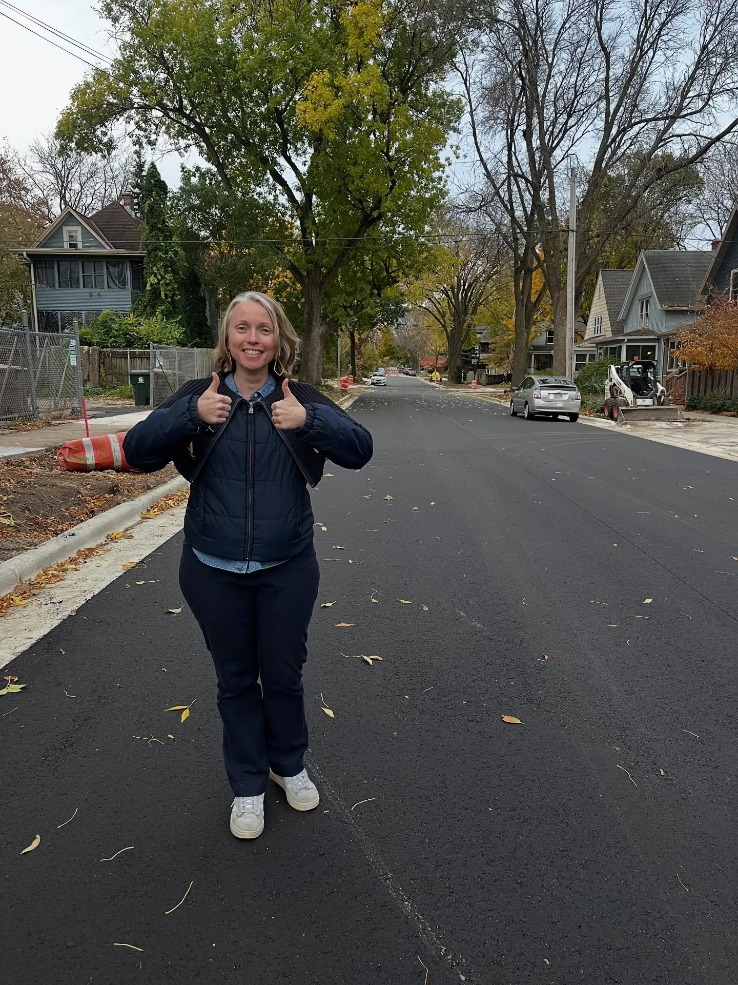 Great news friends! The road next to the shop is paved, and you can access our driveway again! 🚧🚘👍😁