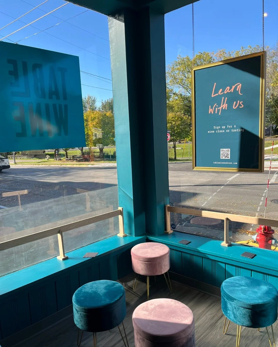 Small Business Saturday is today! 🍷 PLUS, we're playing one of our all time favorite games: Guess the Grape! Swing by Table Wine, your neighborhood spot for curated wine, beer, spirits, cozy vibes, and a friendly face or two. ⁠
⁠
Do good. Drink well