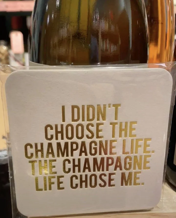 Sound like you? 😅✨️ Then, grab your friends or your new favorite read, and come over to Table Wine for All the Bubbles. A flight of fizz is waiting for you. 🍾