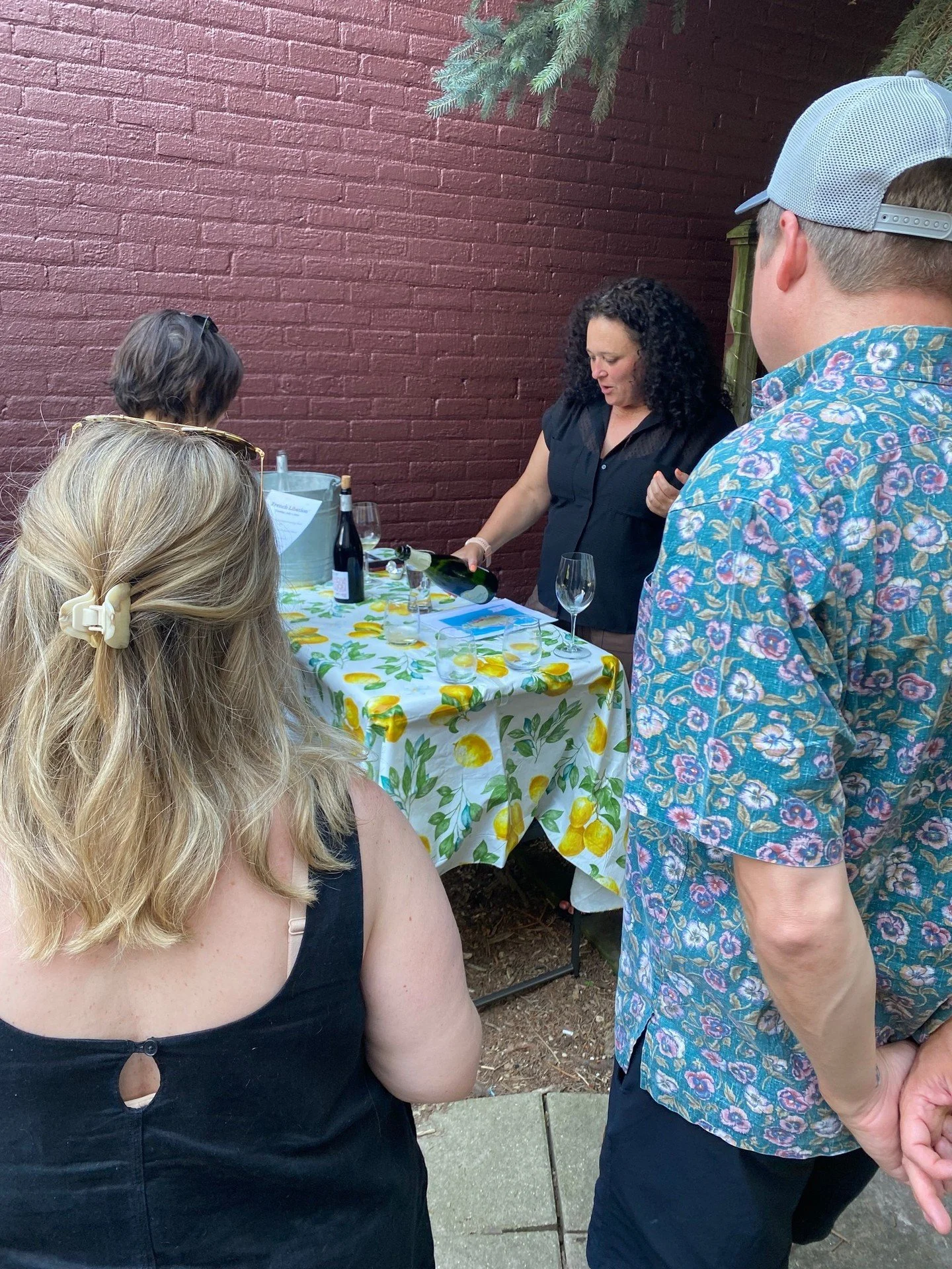You don't have a glass of chilled French wine in your hand? Be a lot cooler if you did. 🥂 🇫🇷 ⁠
⁠
A look back at our French Libation tasting that happened back in July, which was followed up by Meet the Maker, featuring @americanwineproject, in Aug