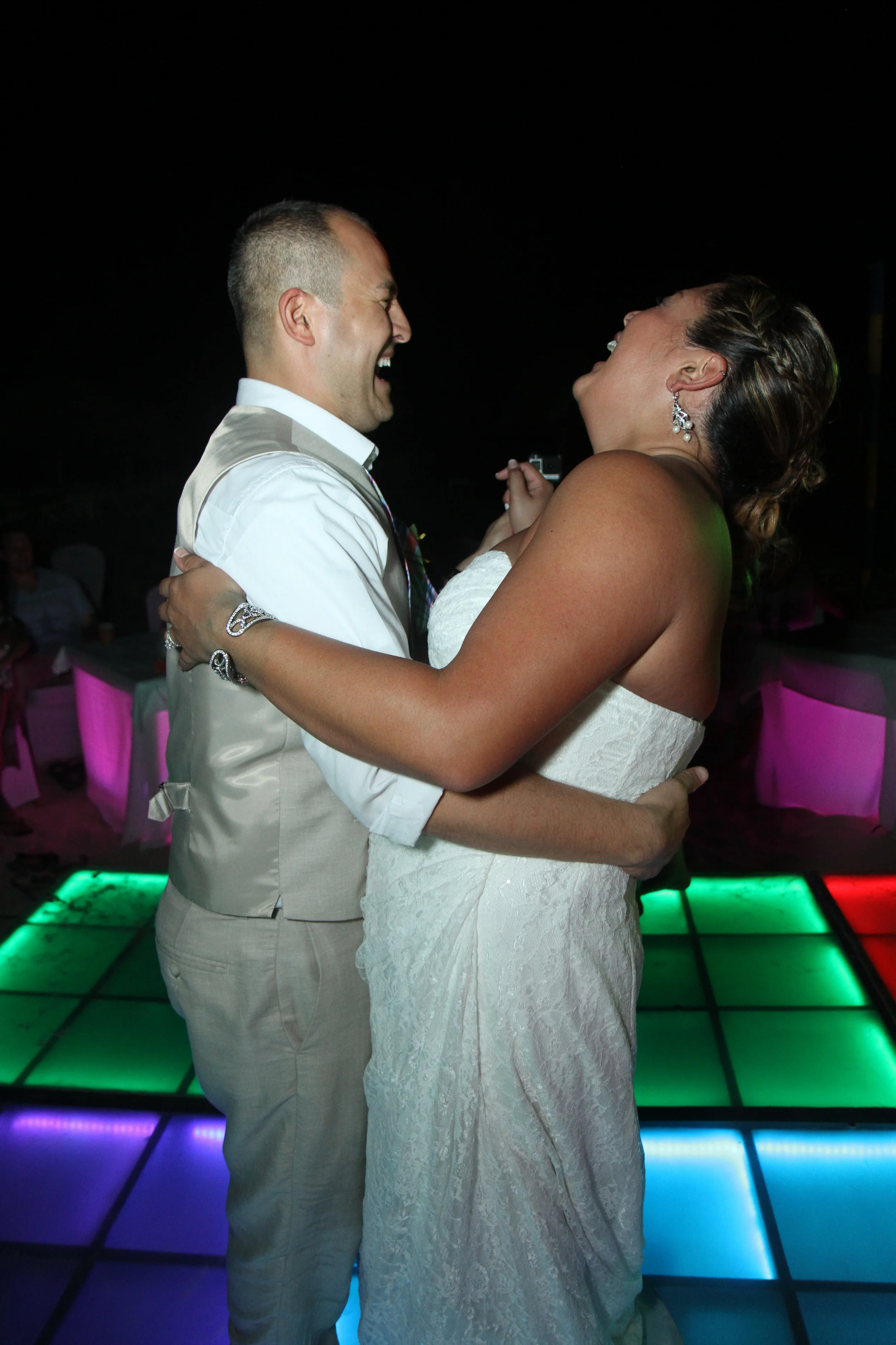 20141213-IMG_7056Monica and Chris.jpg