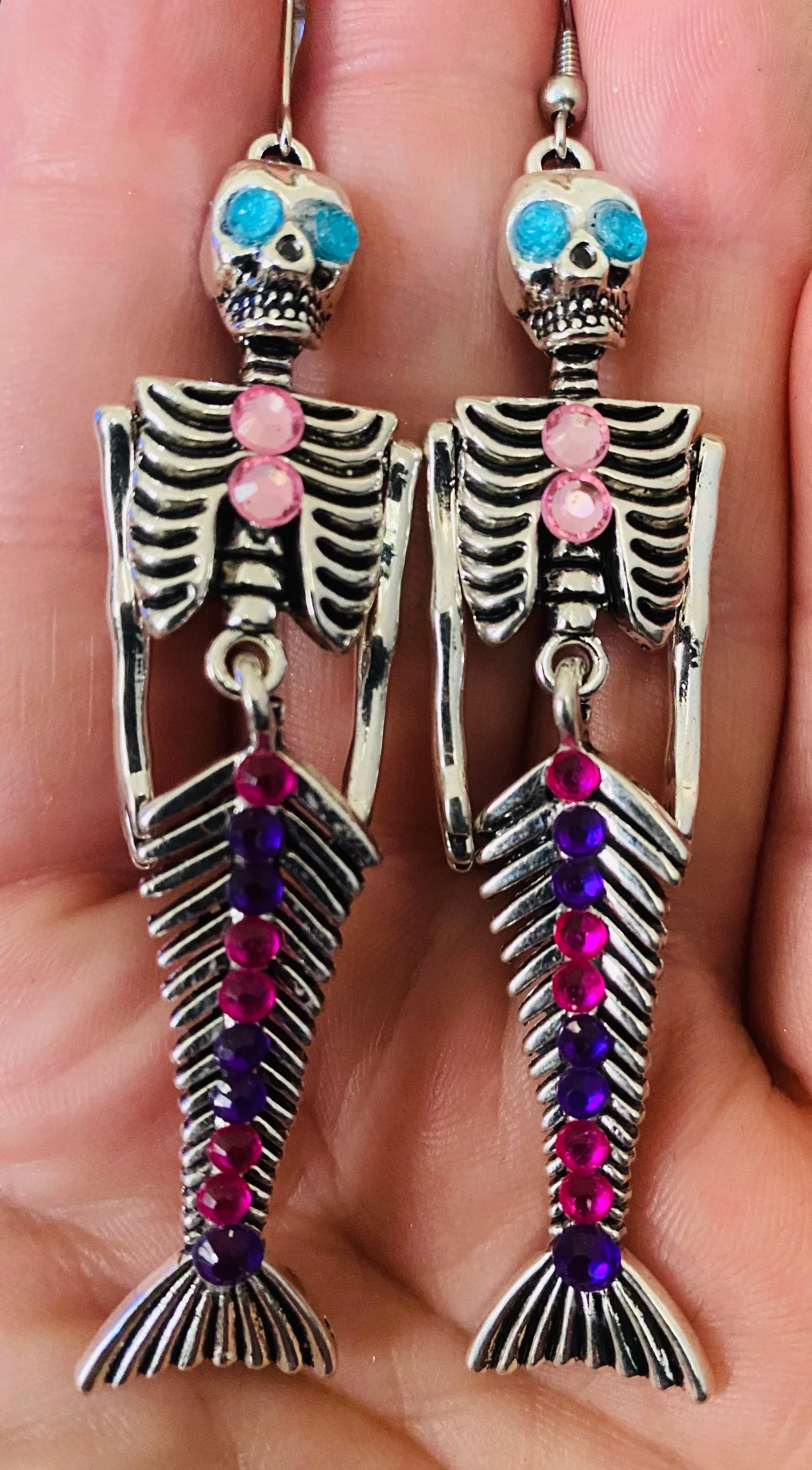 https://i.etsystatic.com/23841854/r/il/4e0ba9/2715994155/il_fullxfull.2715994155_ffcd.jpg