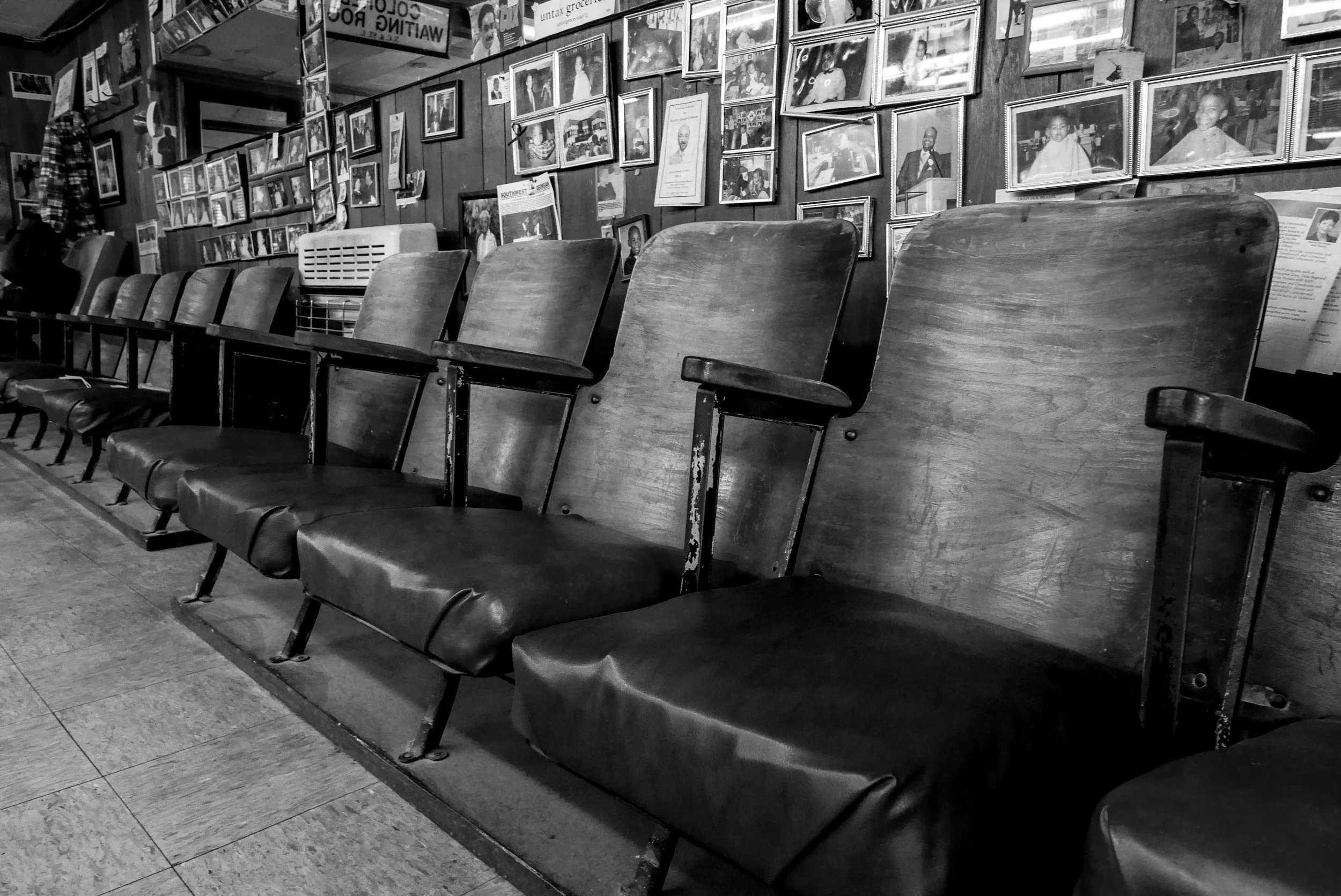 You_Next_Top_Selects_B&W-0068.jpg