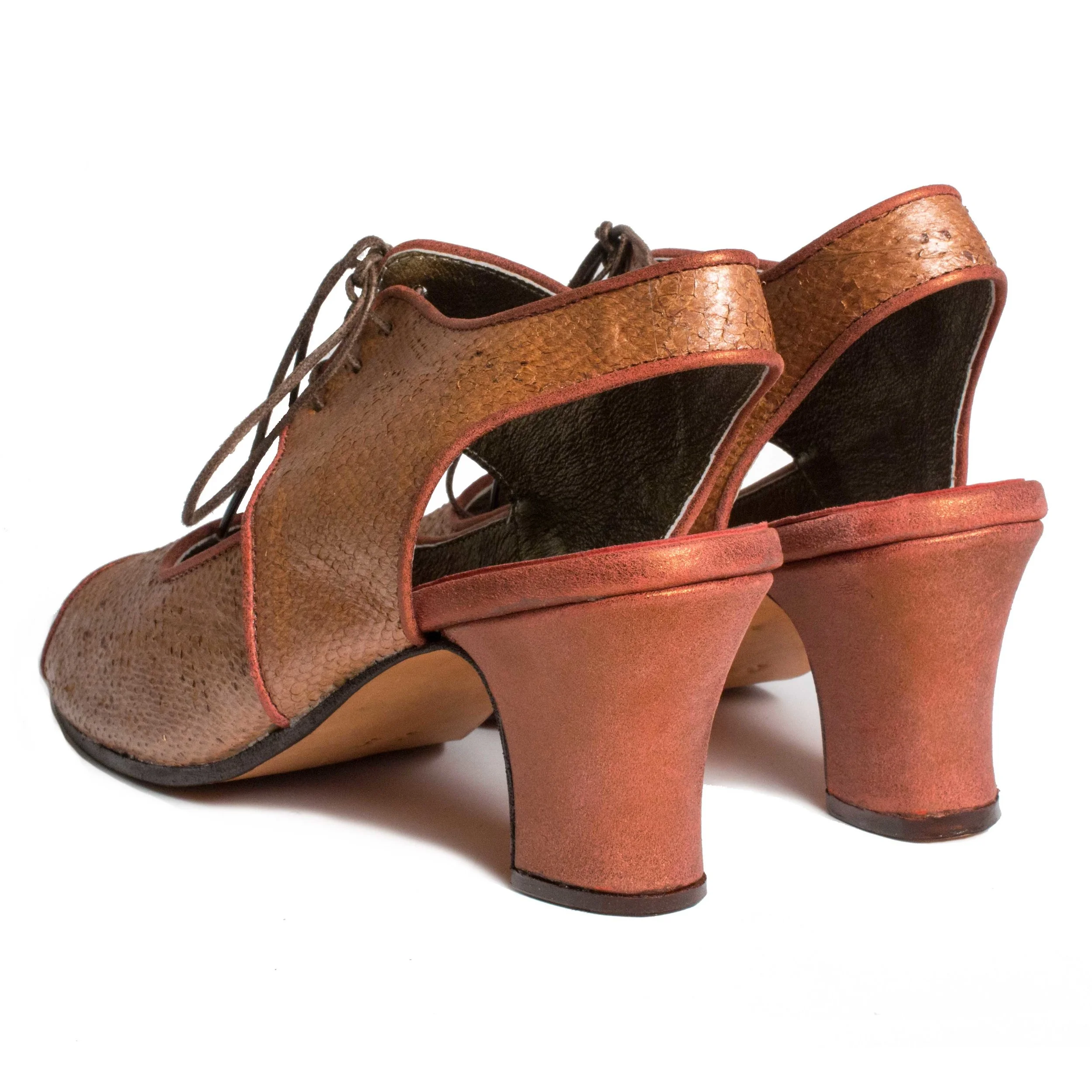 Open_toe_lace_up_pale_orange_detail_web.jpg