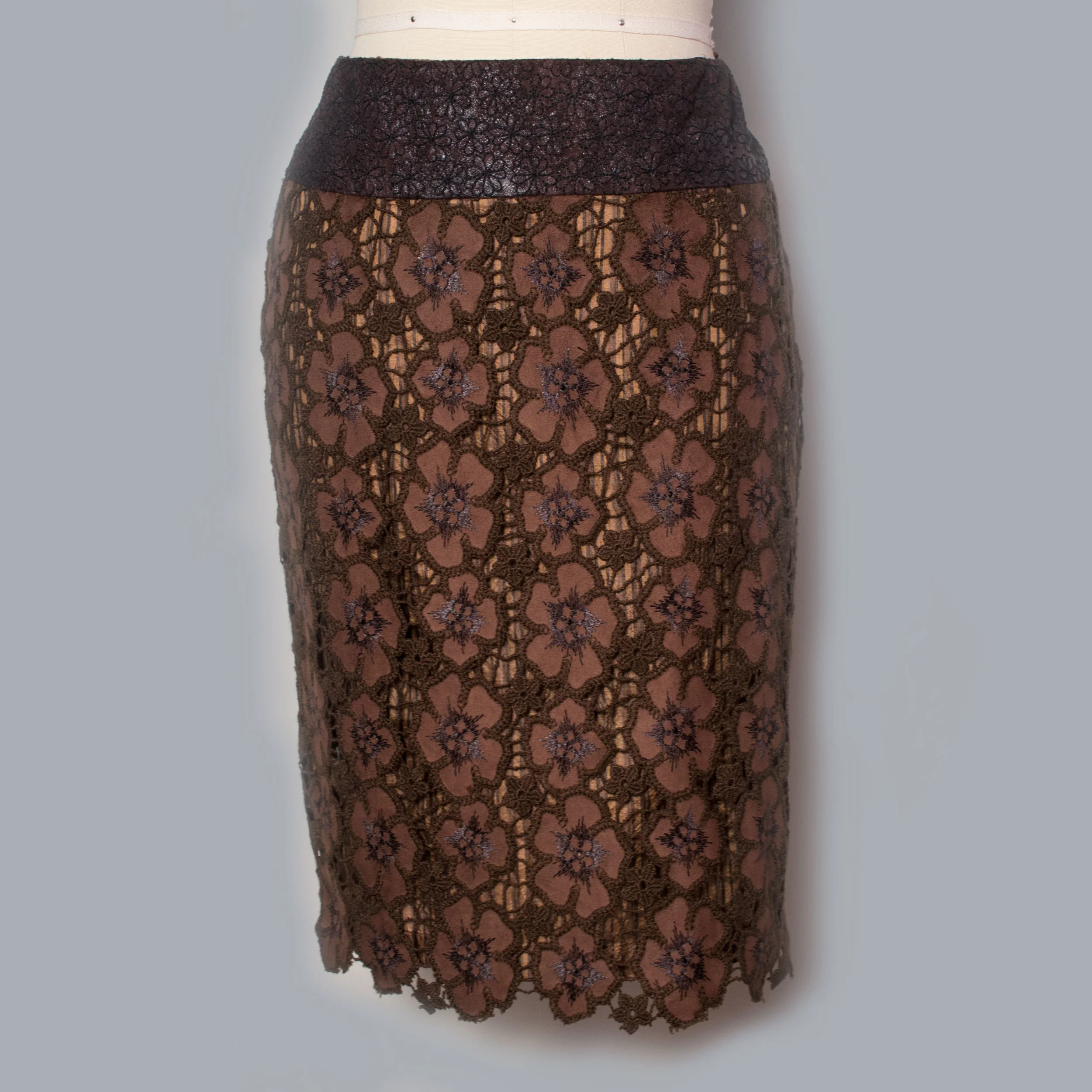 skkrt_lasercut_handembroidery_brown.jpg