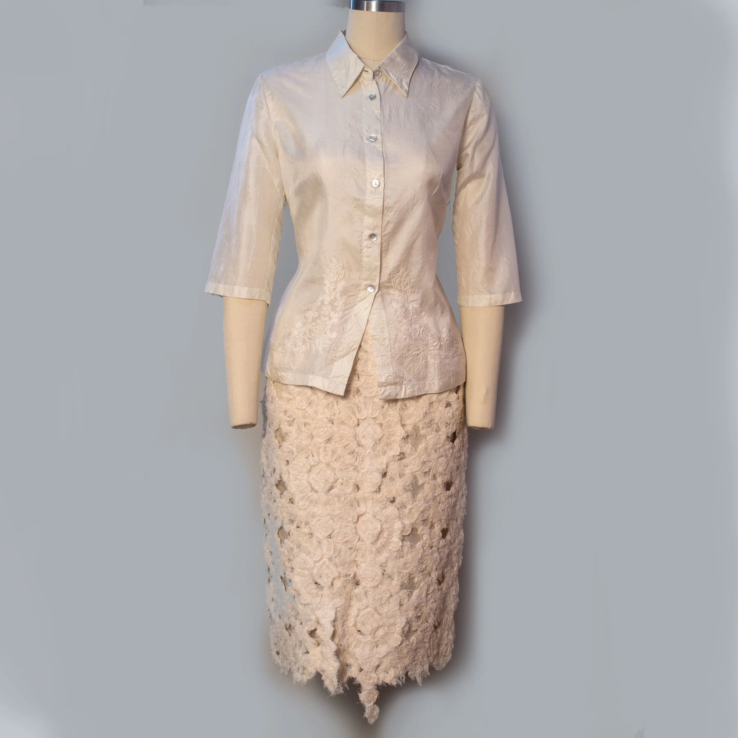 Ivory_ribbon_skirt.jpg