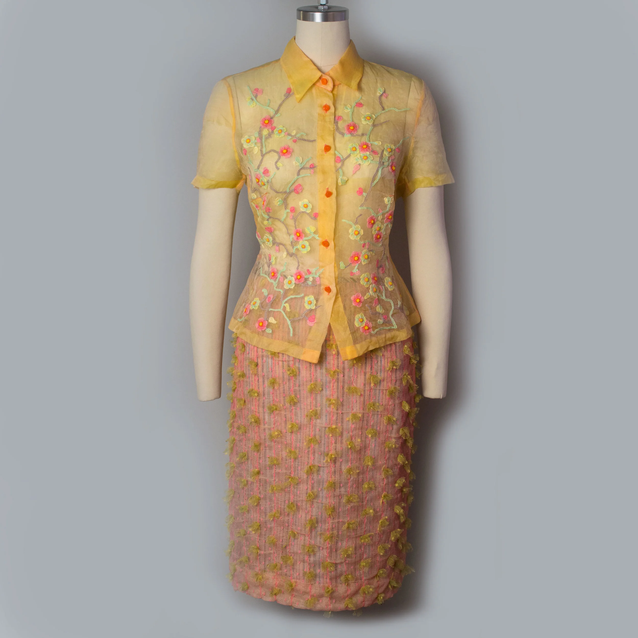 Yellow_ribbon_skirt_full.jpg