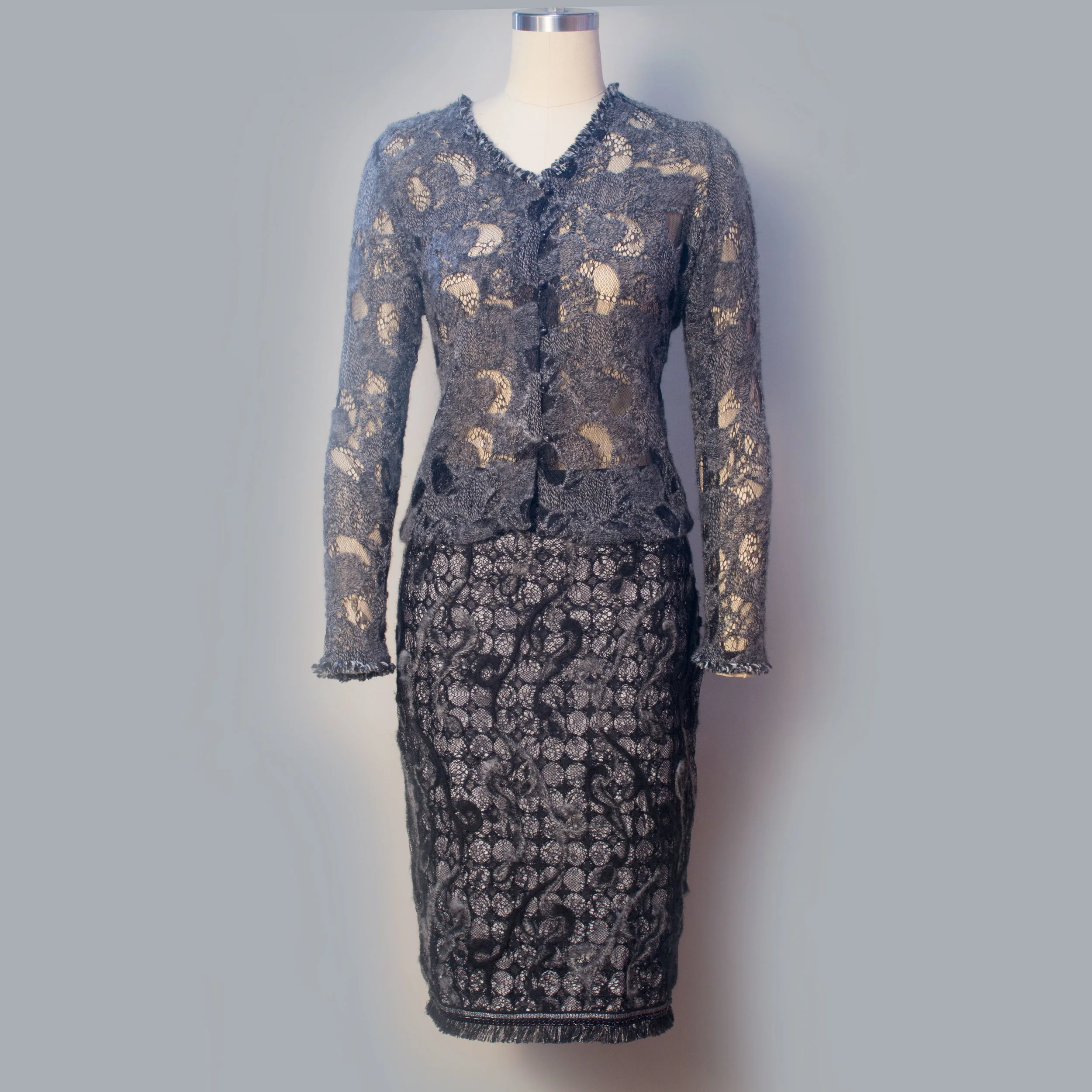 Overlay_grey_lace_skirt.jpg