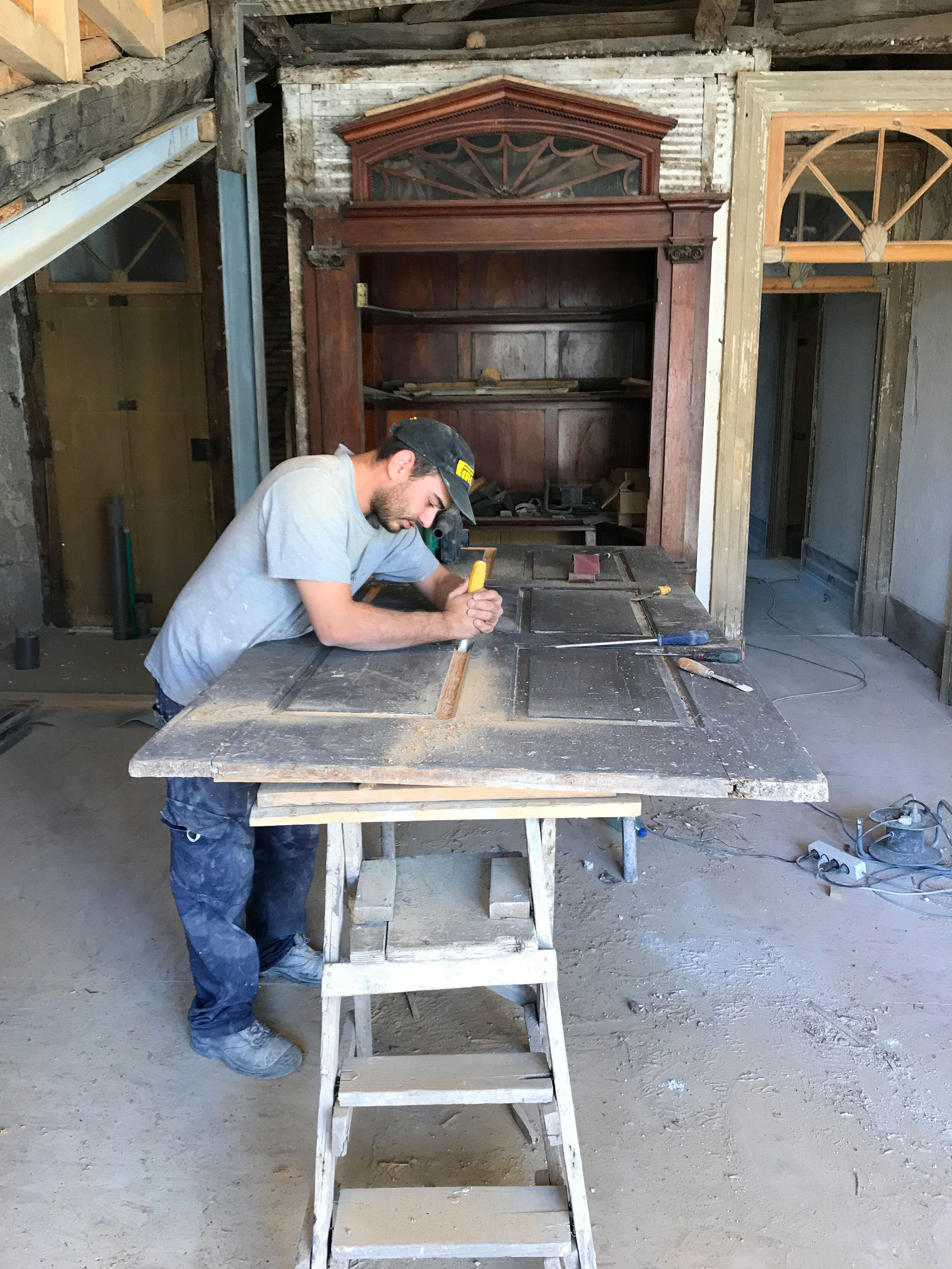 Restoration of antique doors in Apartment F