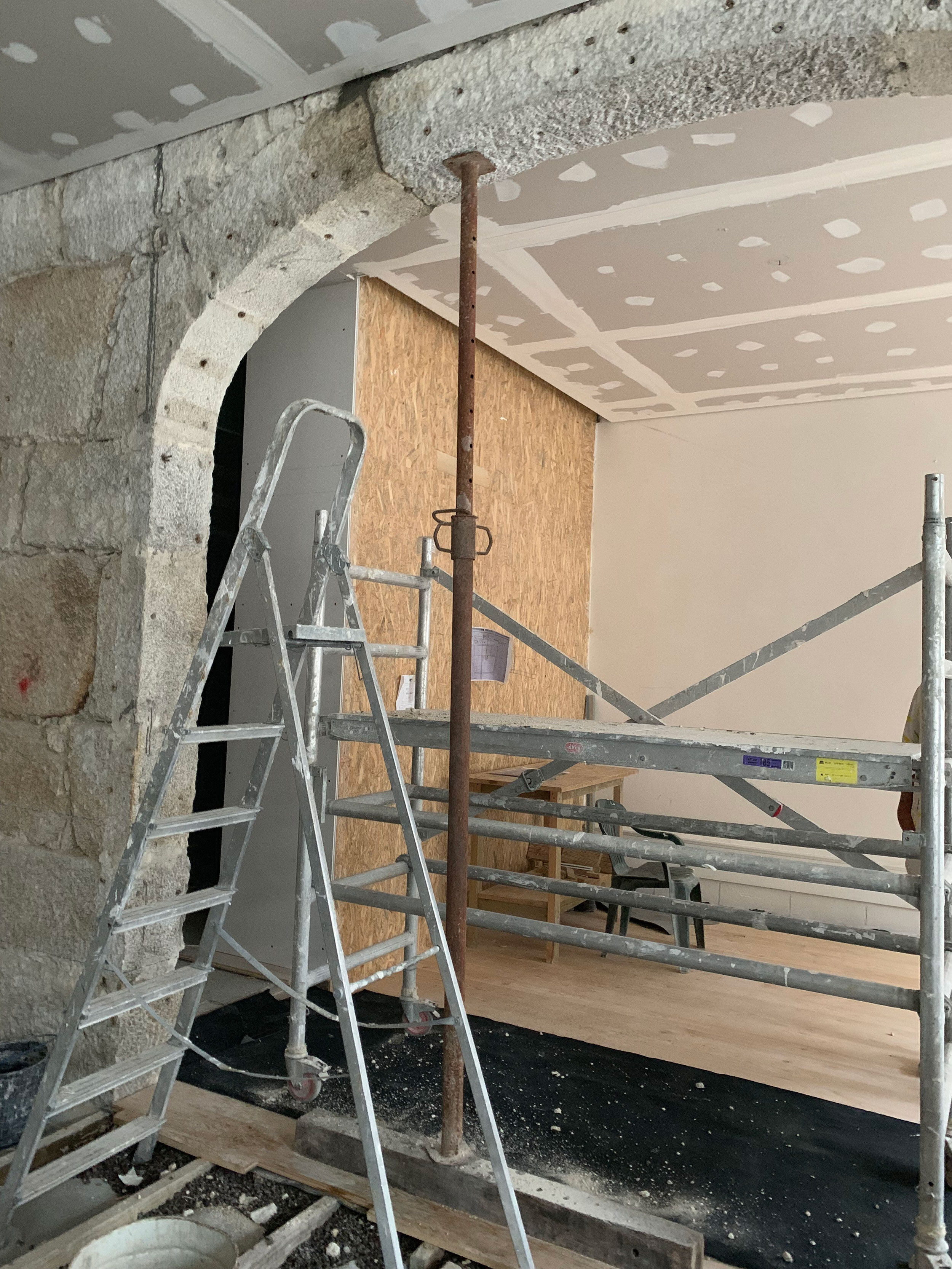 Restoring the arch way in apartment D