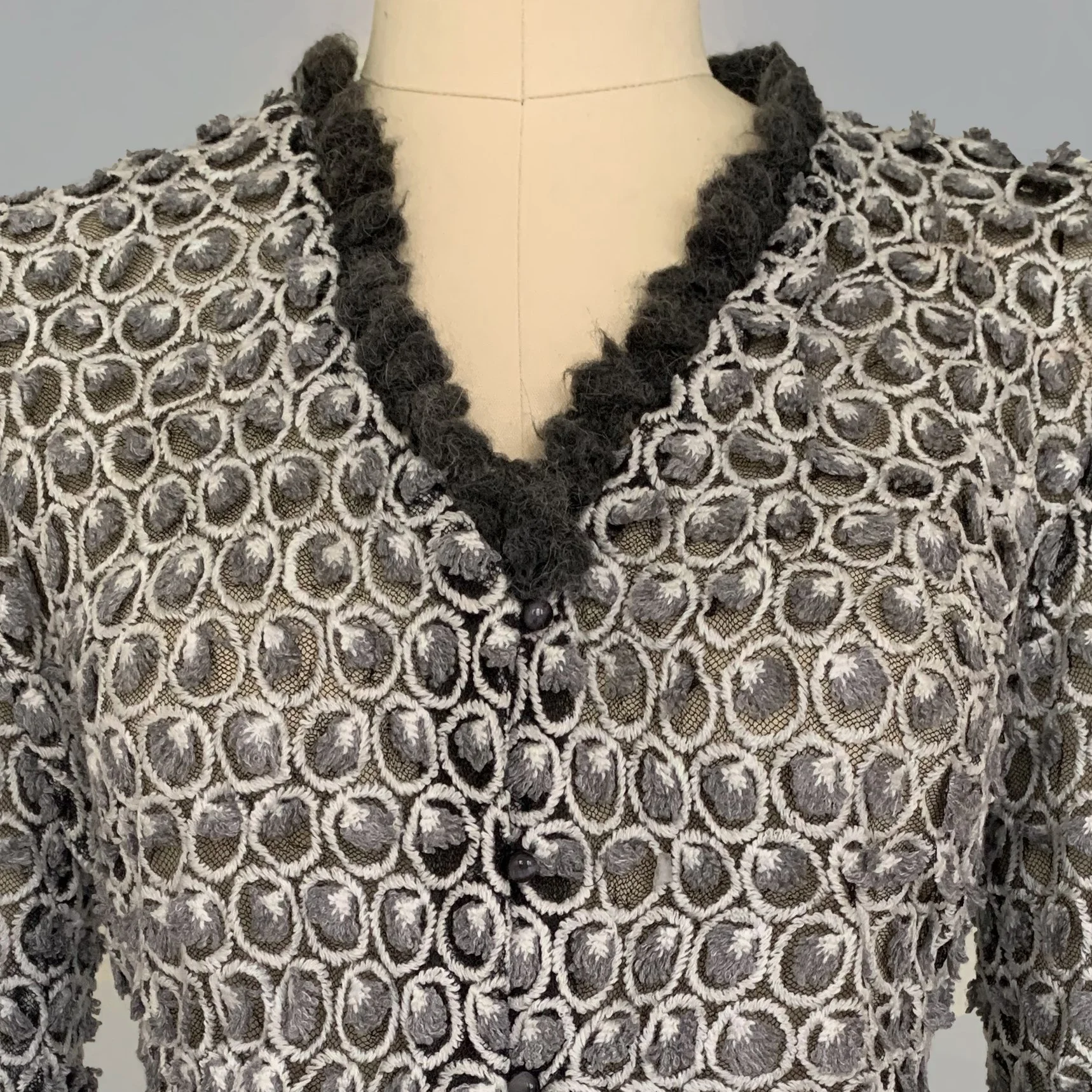 IMG_5774_cardigan_detail.jpg