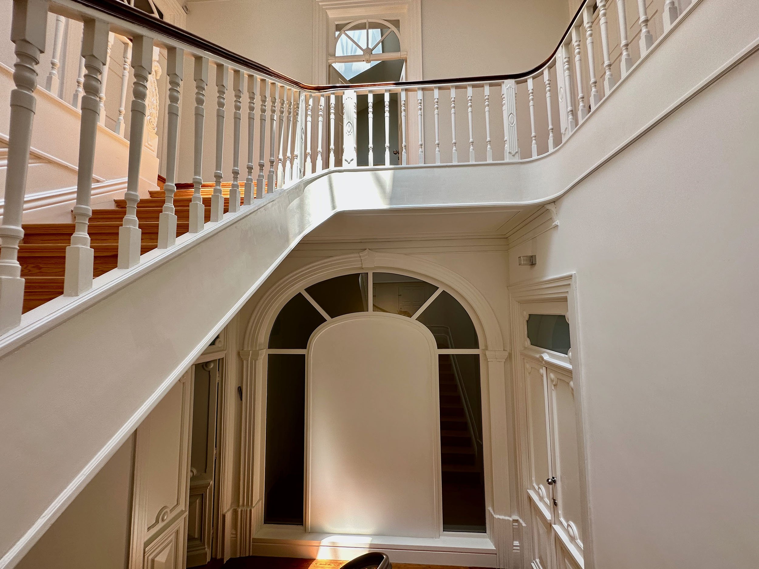   Archway and entry to apartment D  