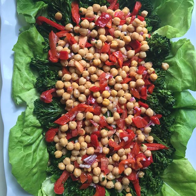 Vegan Broccolini &amp; Chick Peas Vinaigrette #vegan #protein #foodporn #sherry #fitnessfood #gourmetcatering #chefs