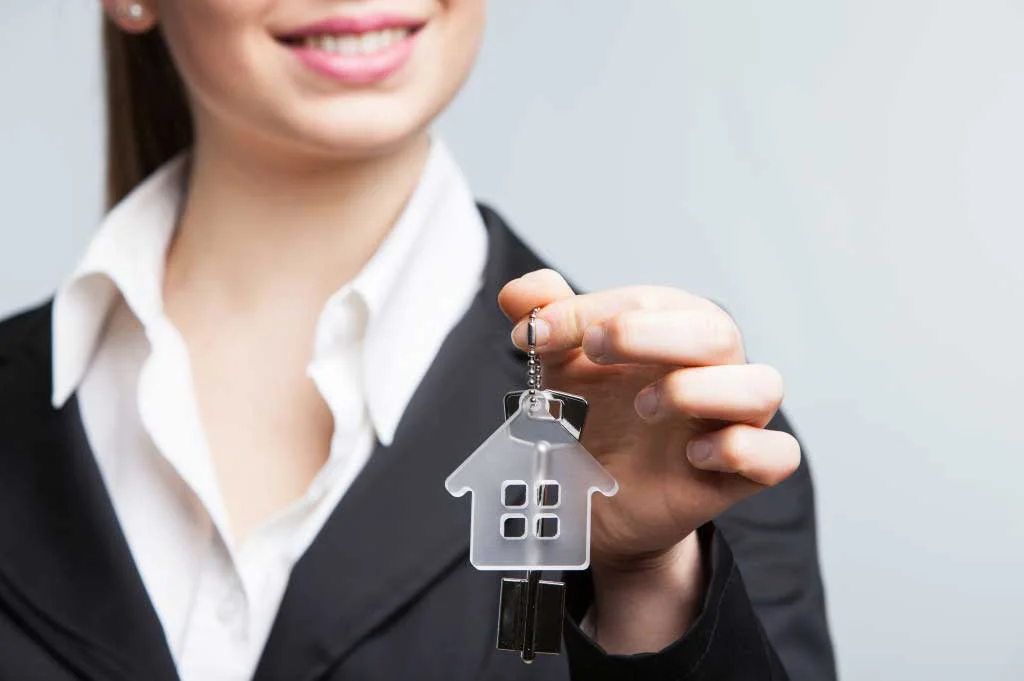 Real-Estate-Agent-Tools-Image-1024x681.jpg