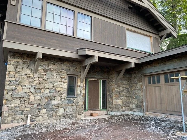 H06   01   mtn   wnd.JPEG