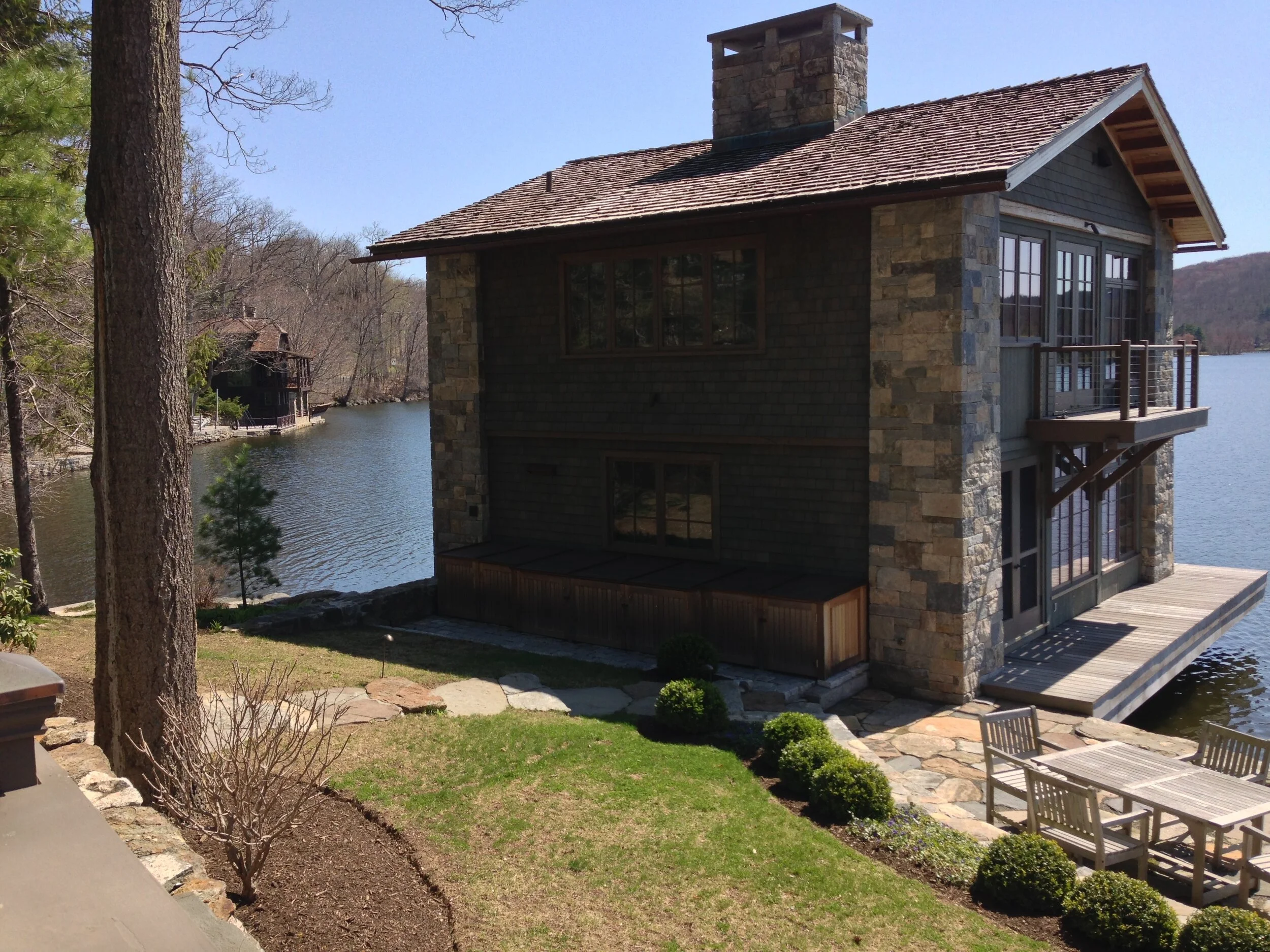 H10   01   lake   nry.JPG