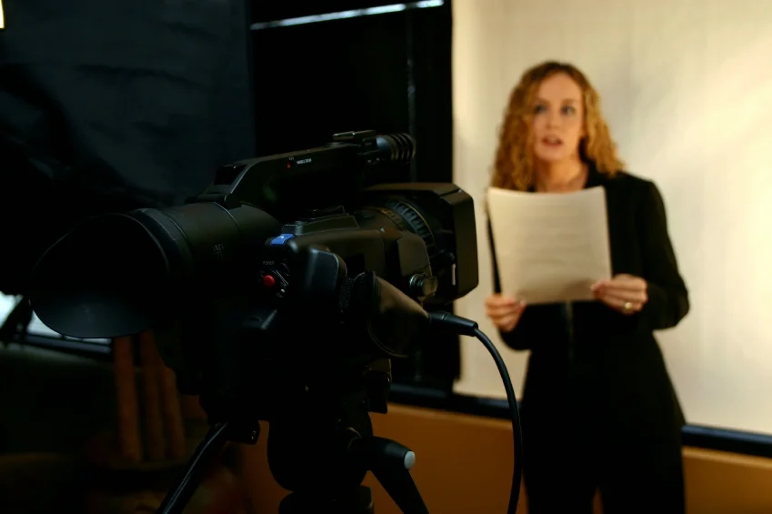 Vox Optima provides media training and media relations services to a broad range of commercial, government and military clients.