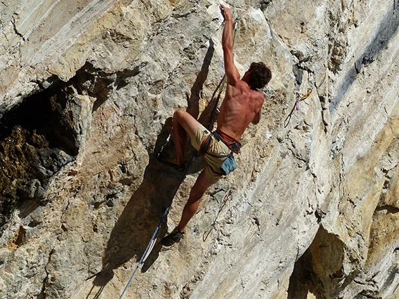 climb-2296308.jpg