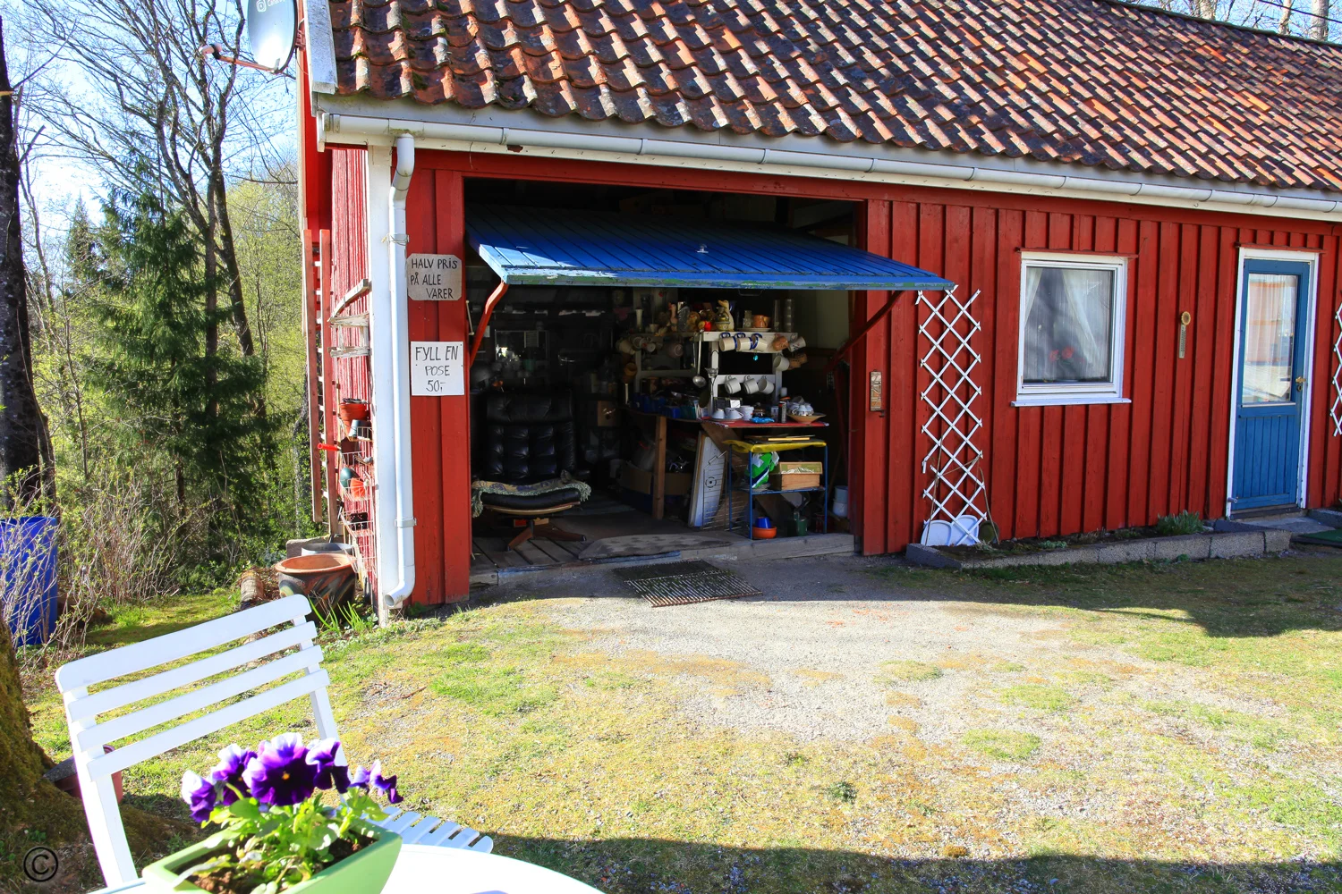 LOppesalg og antikk Glenne i Enningdalen
