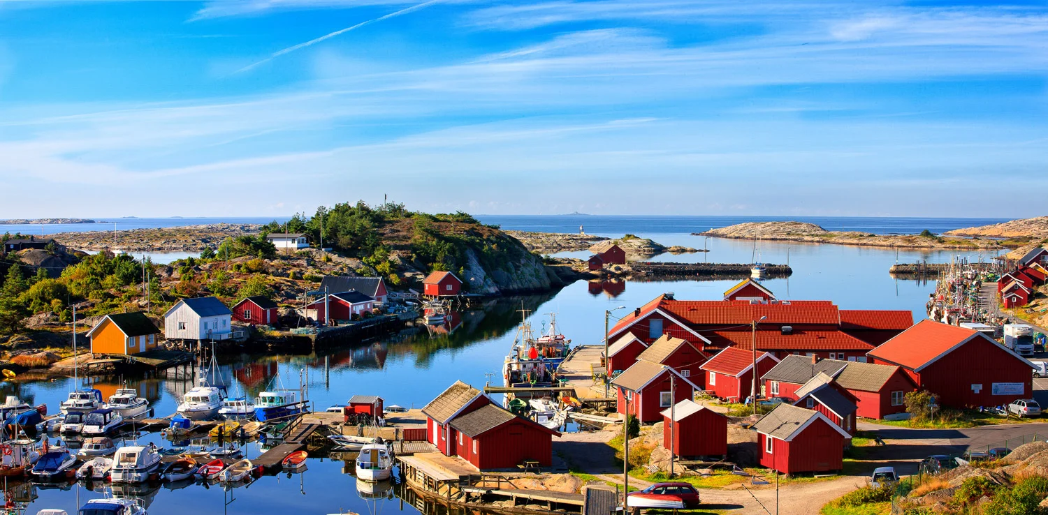 Hvaler-red-farge-Utgardskilen-original-1500.jpg