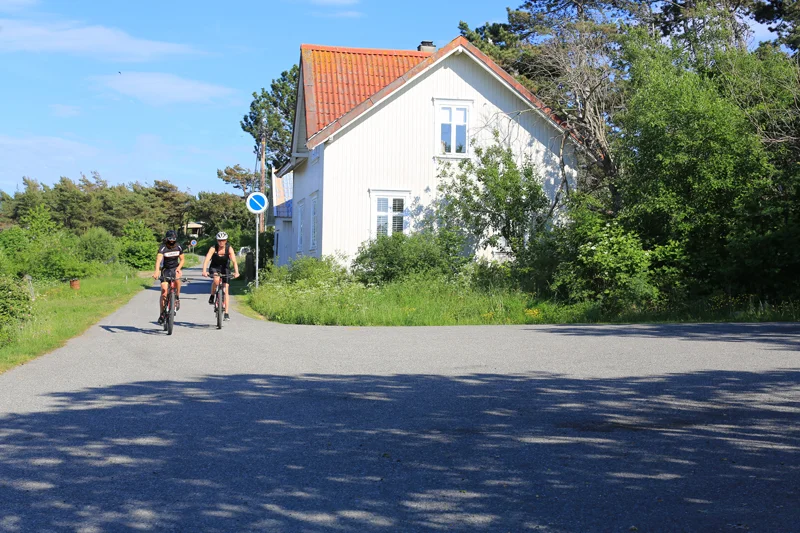 Neste gang sykler du til vakre Brattestø