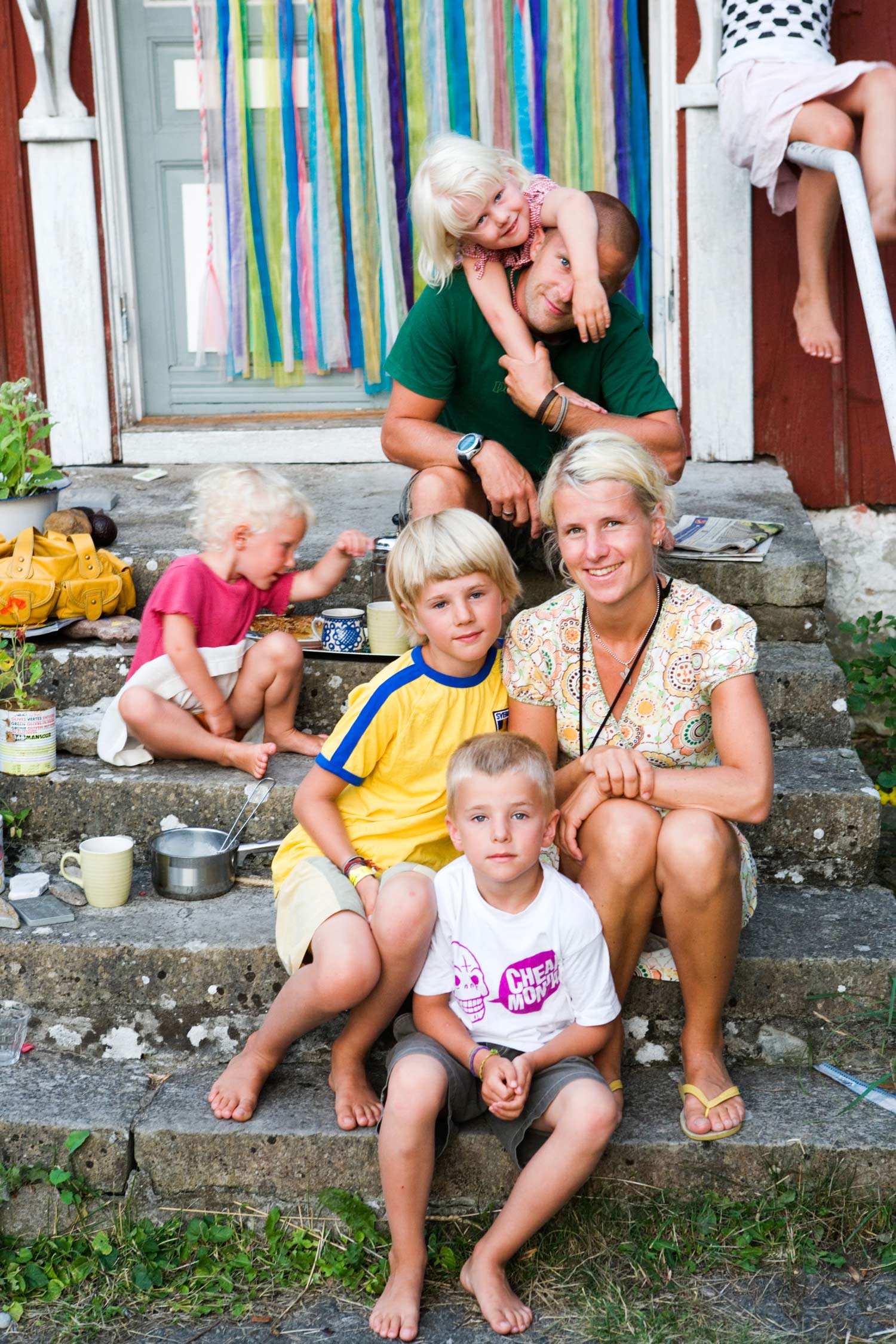 Herlig hytteliv ispedd litt kaos langt fra hverdagslivets rutiner og plikter, det er jo litt av sjarmen med å feriere på hytta. 