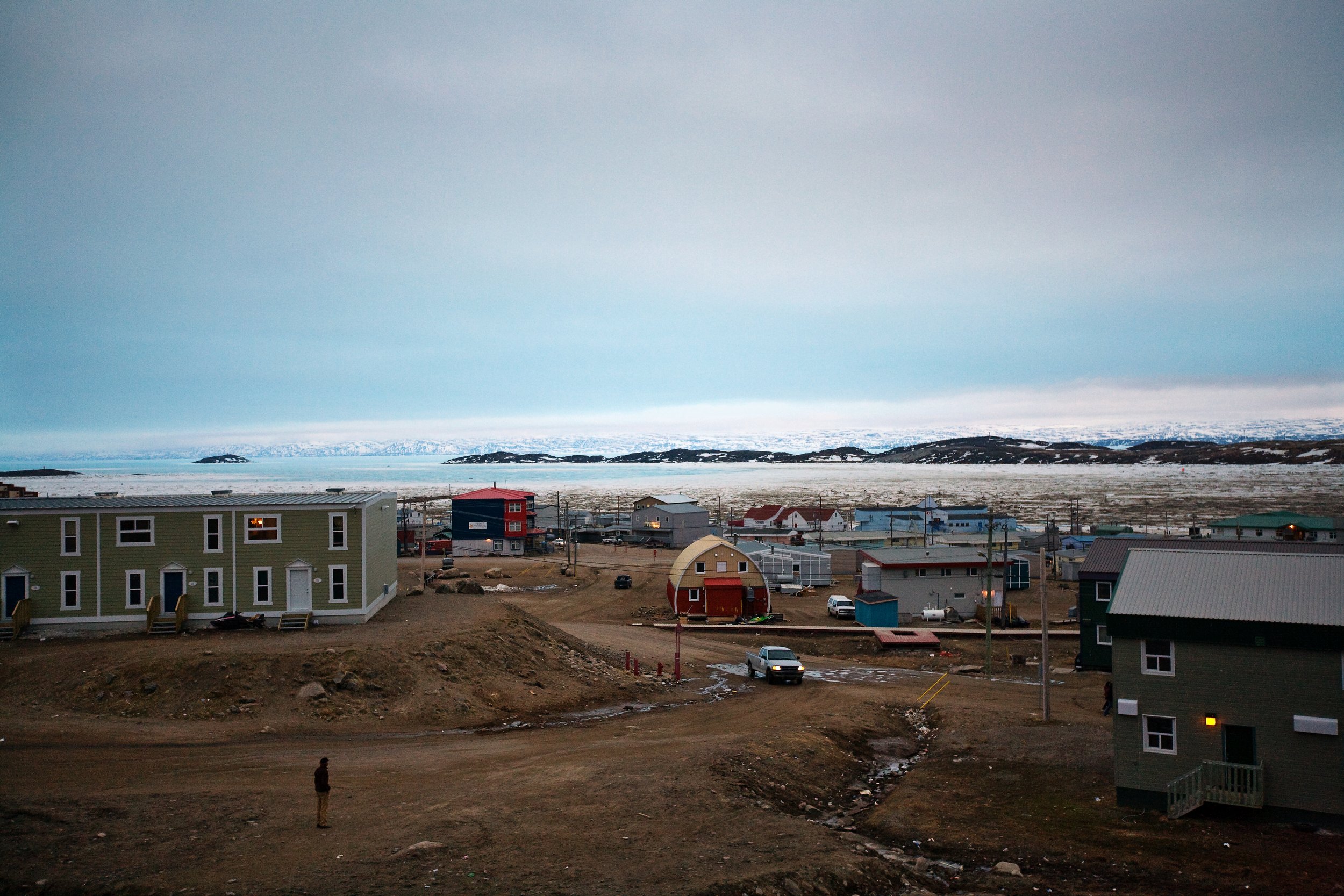 Iqaluit_1am.jpg