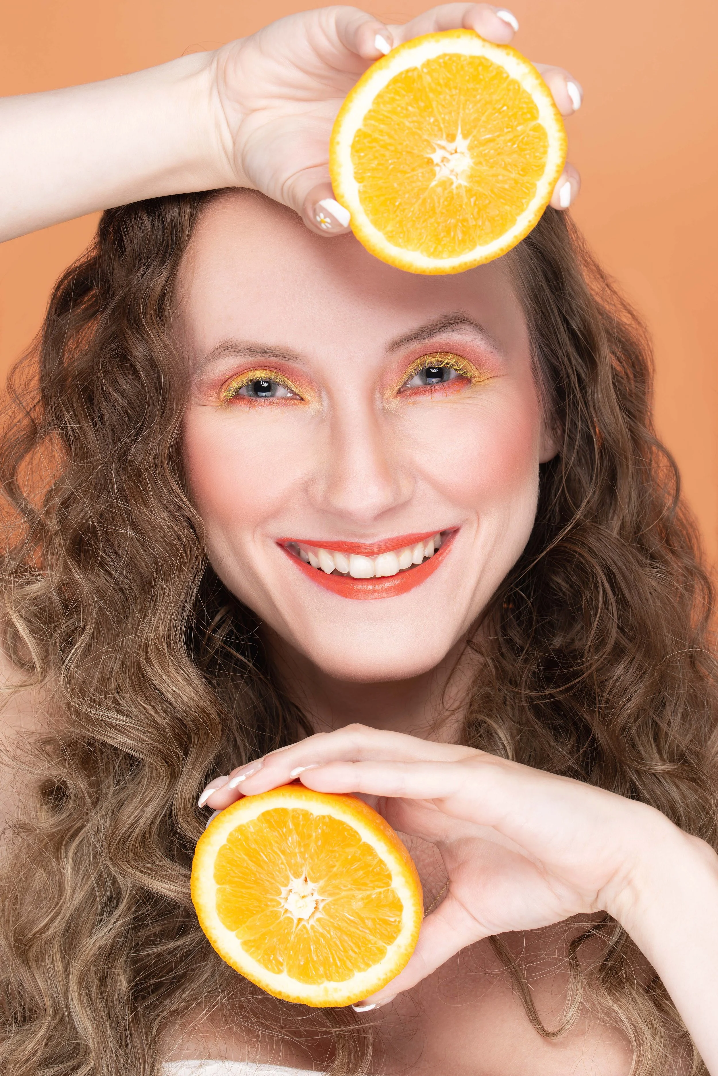 Zavanna Dova_Orange Beauty Look15600 copy.jpg