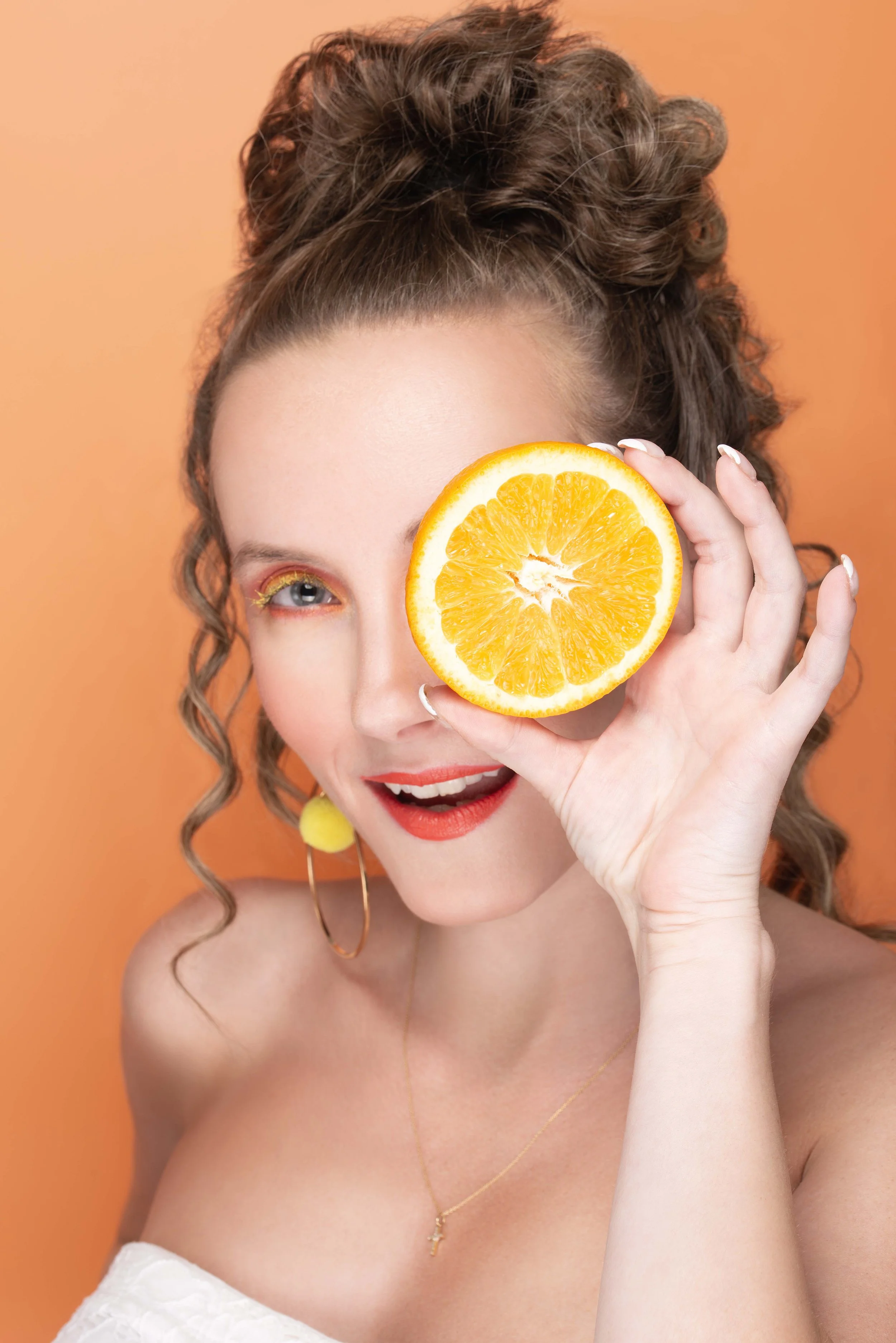 Zavanna Dova_Orange Beauty Look15759 copy.jpg