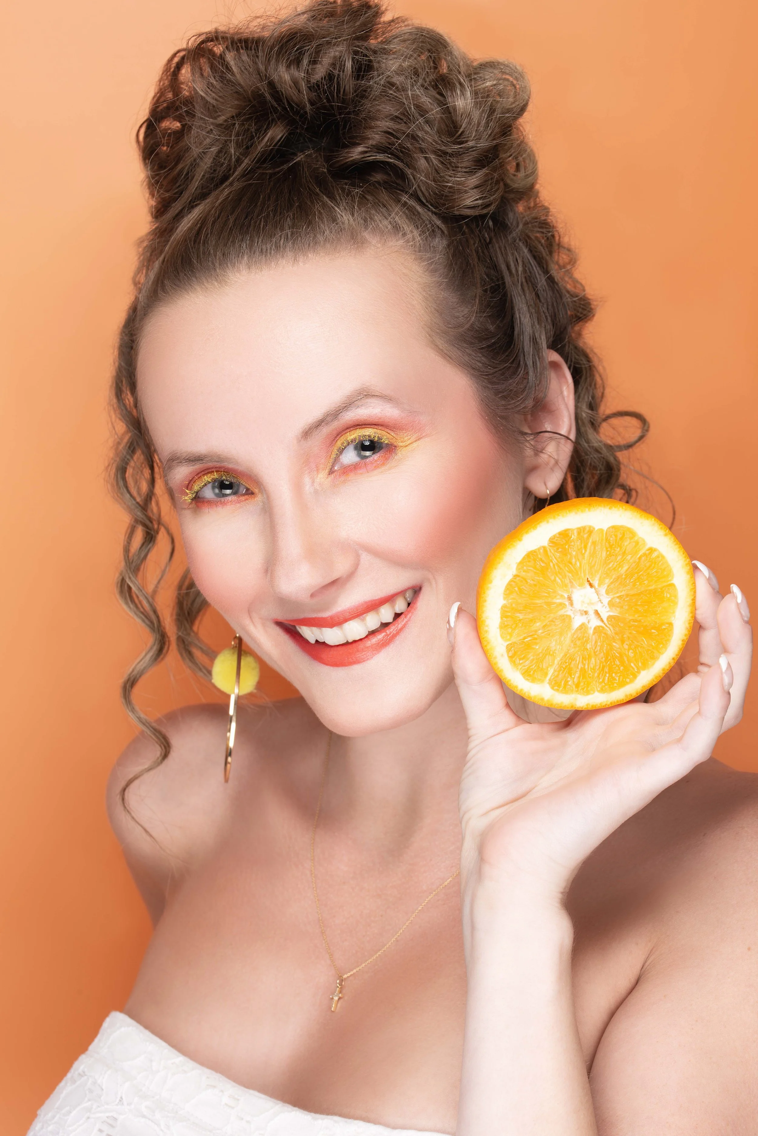 Zavanna Dova_Orange Beauty Look15766 copy.jpg