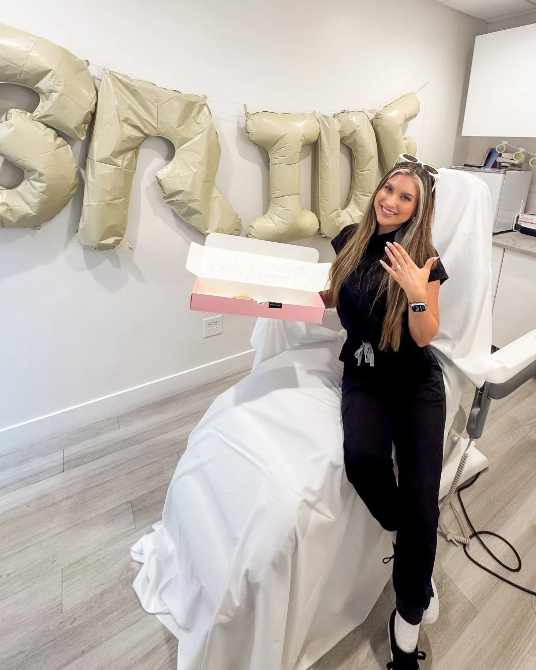 She said yes! 💍✨ We couldn&rsquo;t wait to celebrate Alyn&rsquo;s engagement, and of course give her treatment room a glow-up too. The sweetest surprise for the sweetest bride-to-be! Congrats 💖