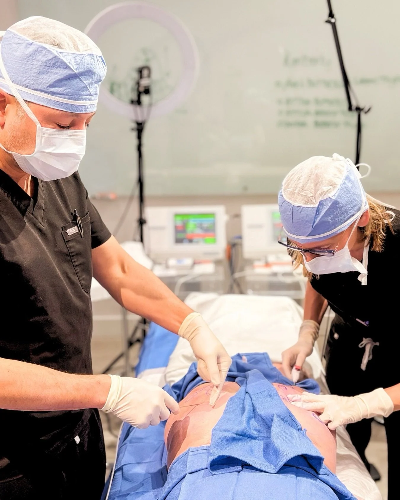 Starting 2026 back in the OR. Ready for it 👏