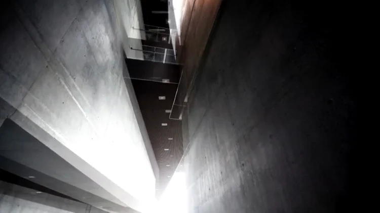 5 NEAR(ER)Stillharpa.jpg