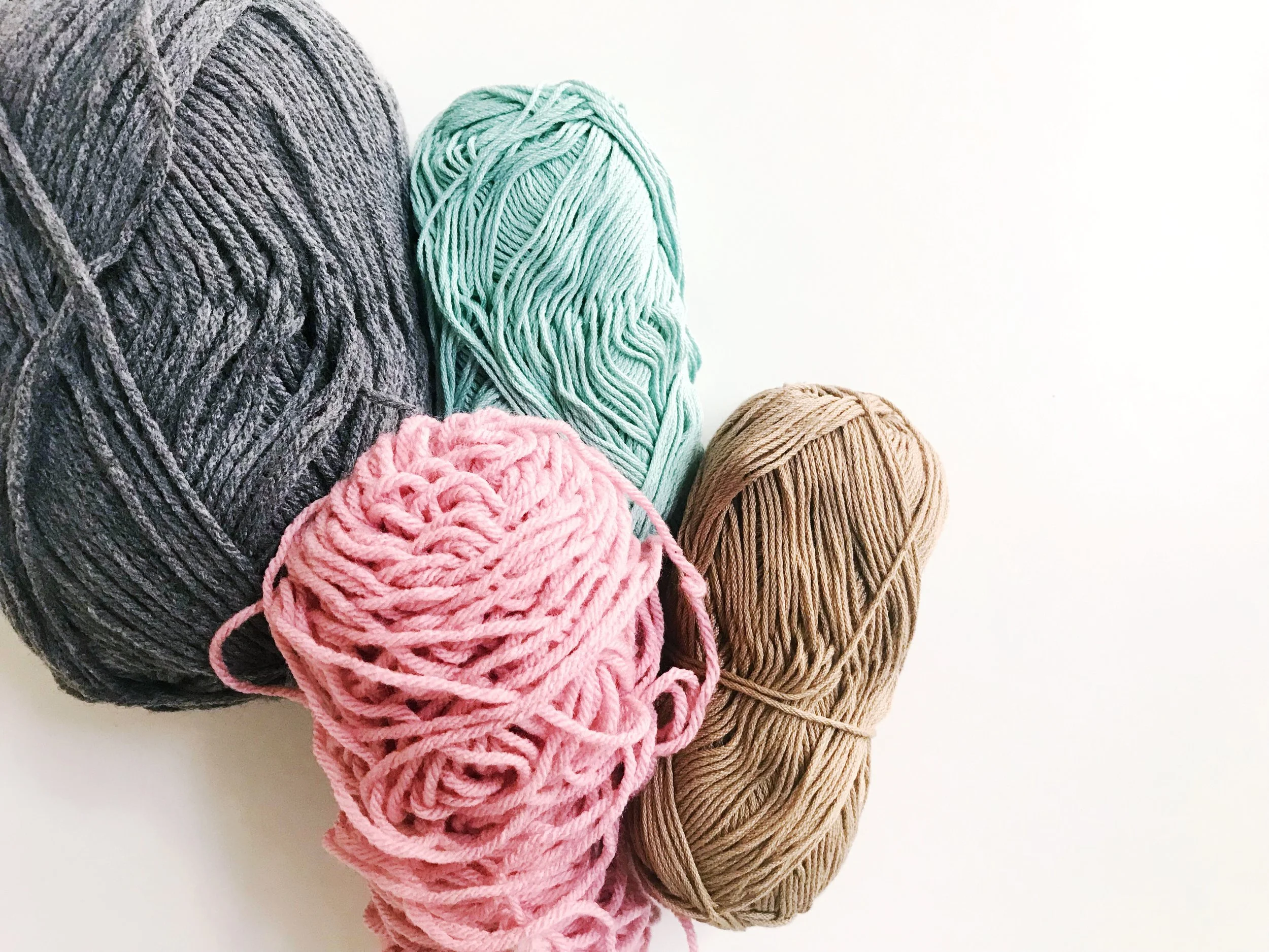 papercraftpantry-blog-diy-simple-do-it-yourself-rope-necklace.jpg