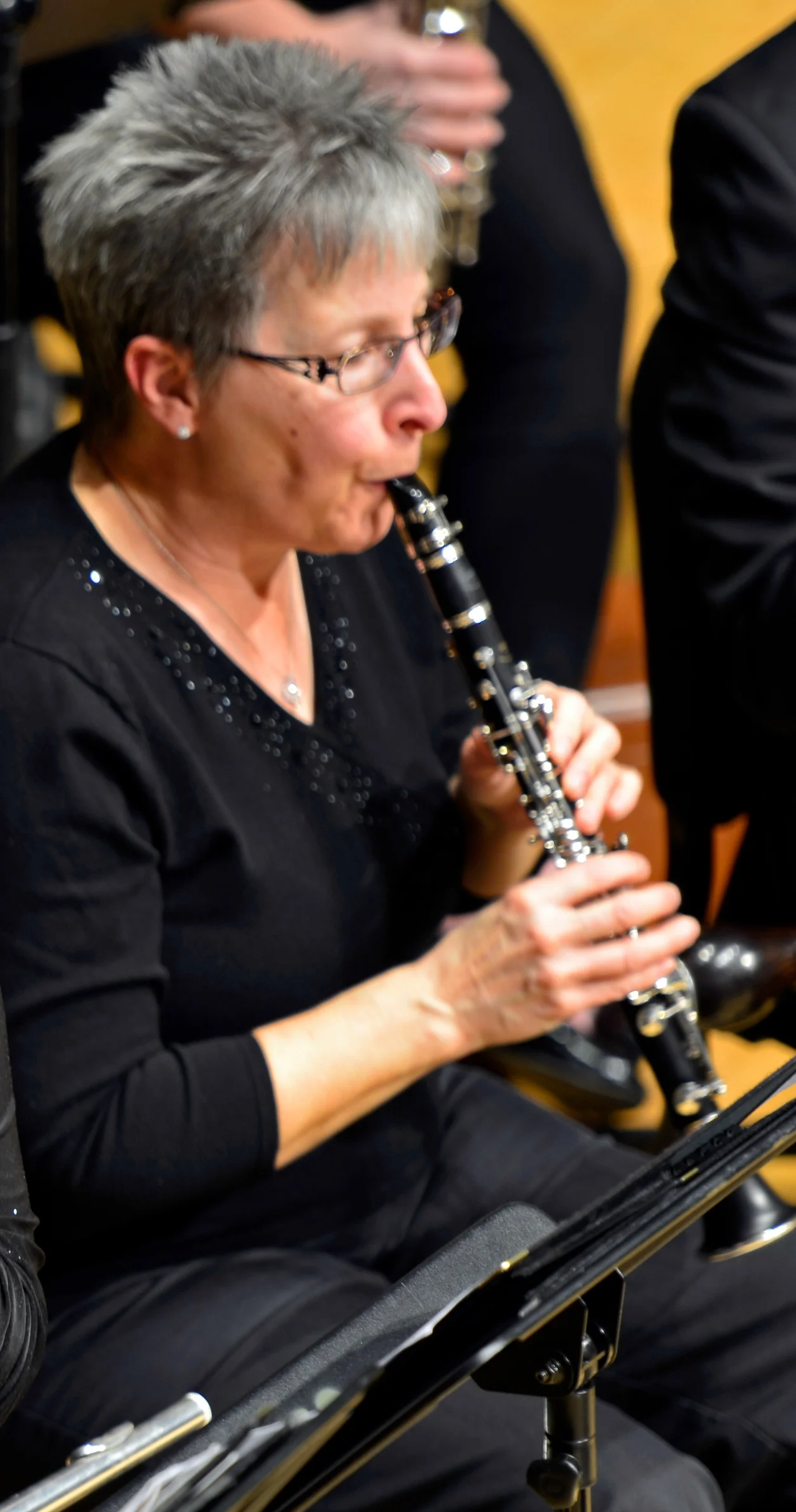 Music_on_Edge_163_Full_Res Heather.jpg