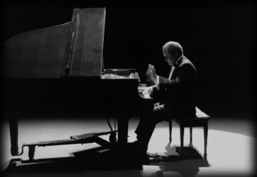 On the Wing, On the Hoof: Silent Films with Music