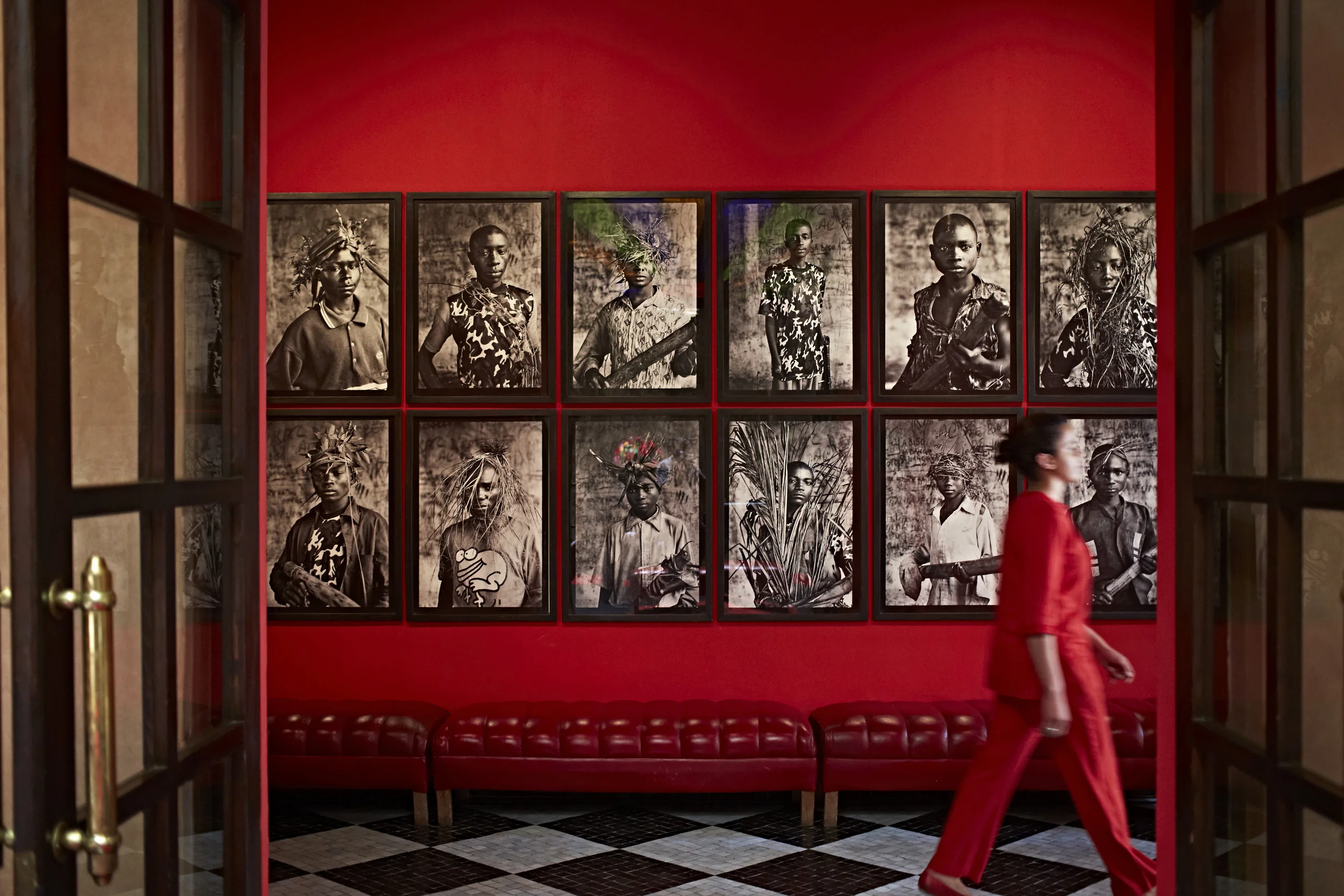 ART -¬David Loftus.jpg