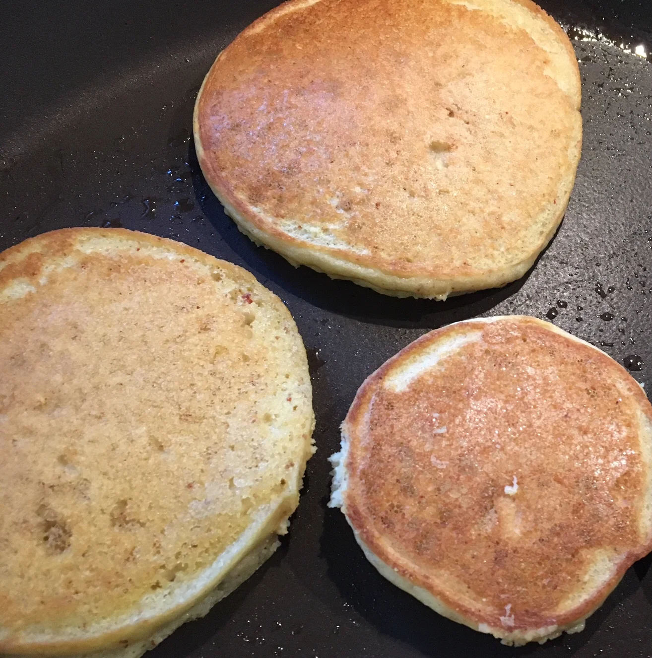 My little guy (and husband...ok, and me too...) have been on a pancake jag lately. This recipe yields a great tasting, beautifully textured pancake. The recipe can be halfed if you only want a couple pancakes, but why bother! Just freeze the excess pancakes if you have too many. Enjoy!