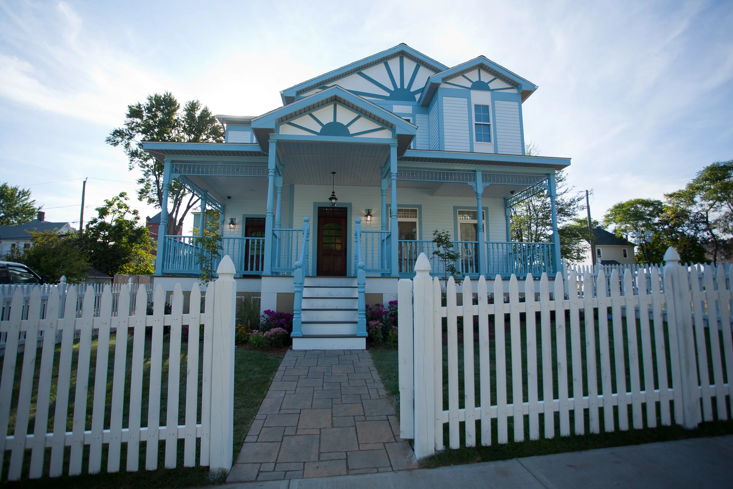 Extreme Makeover "Victorian"