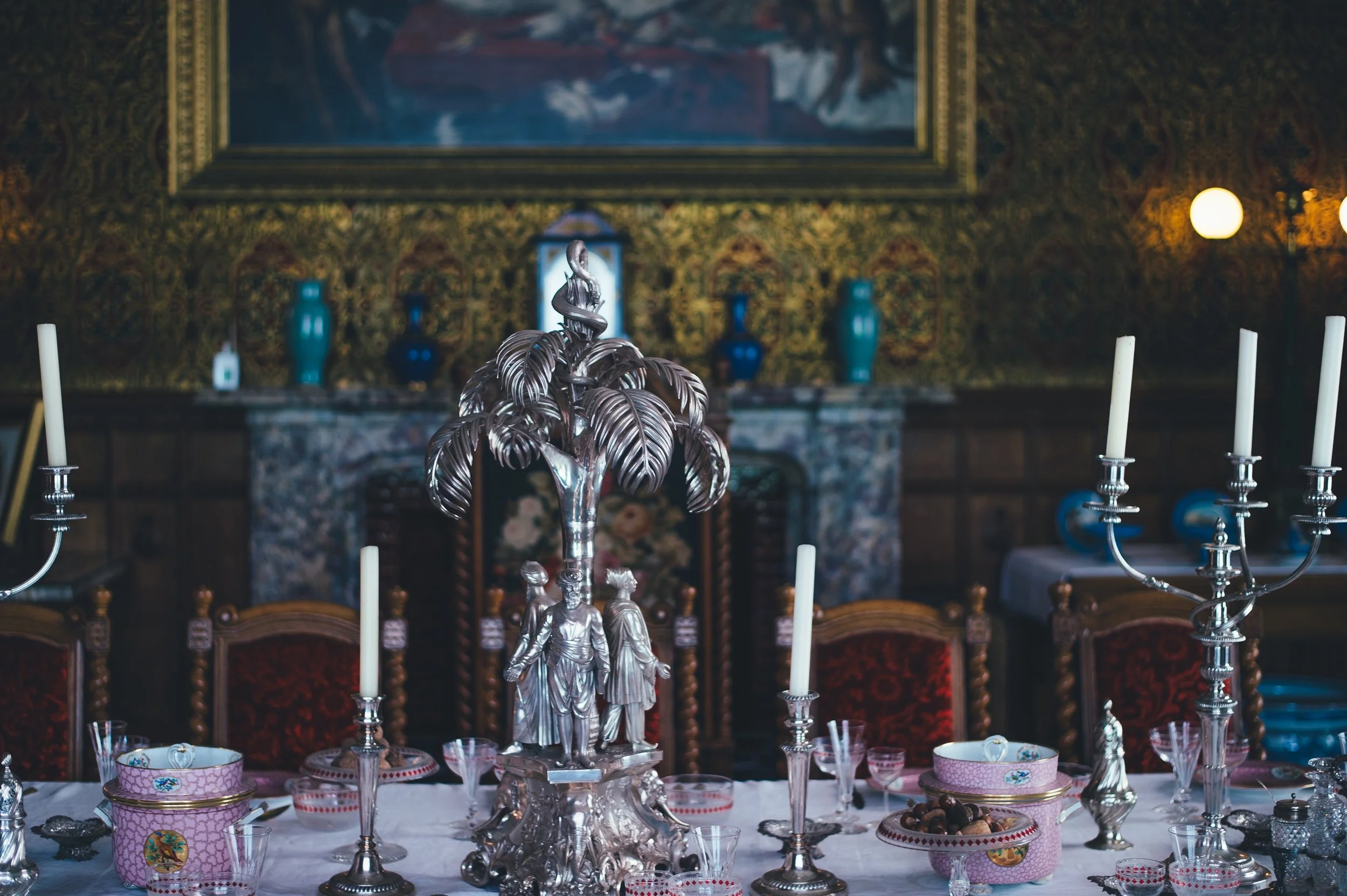 Picture of opulent dining room set for a dinner party