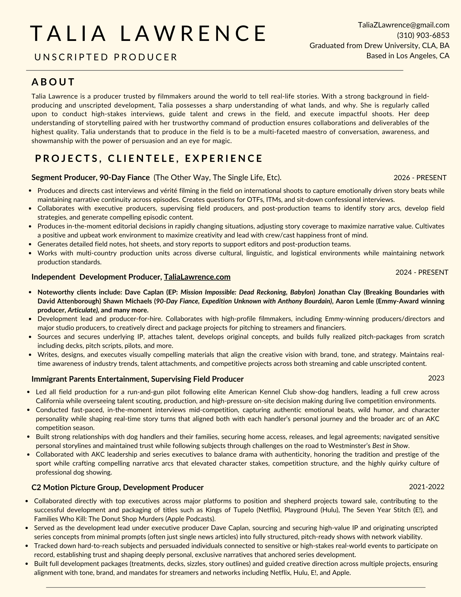 Minimalist White and Grey Professional Resume.png