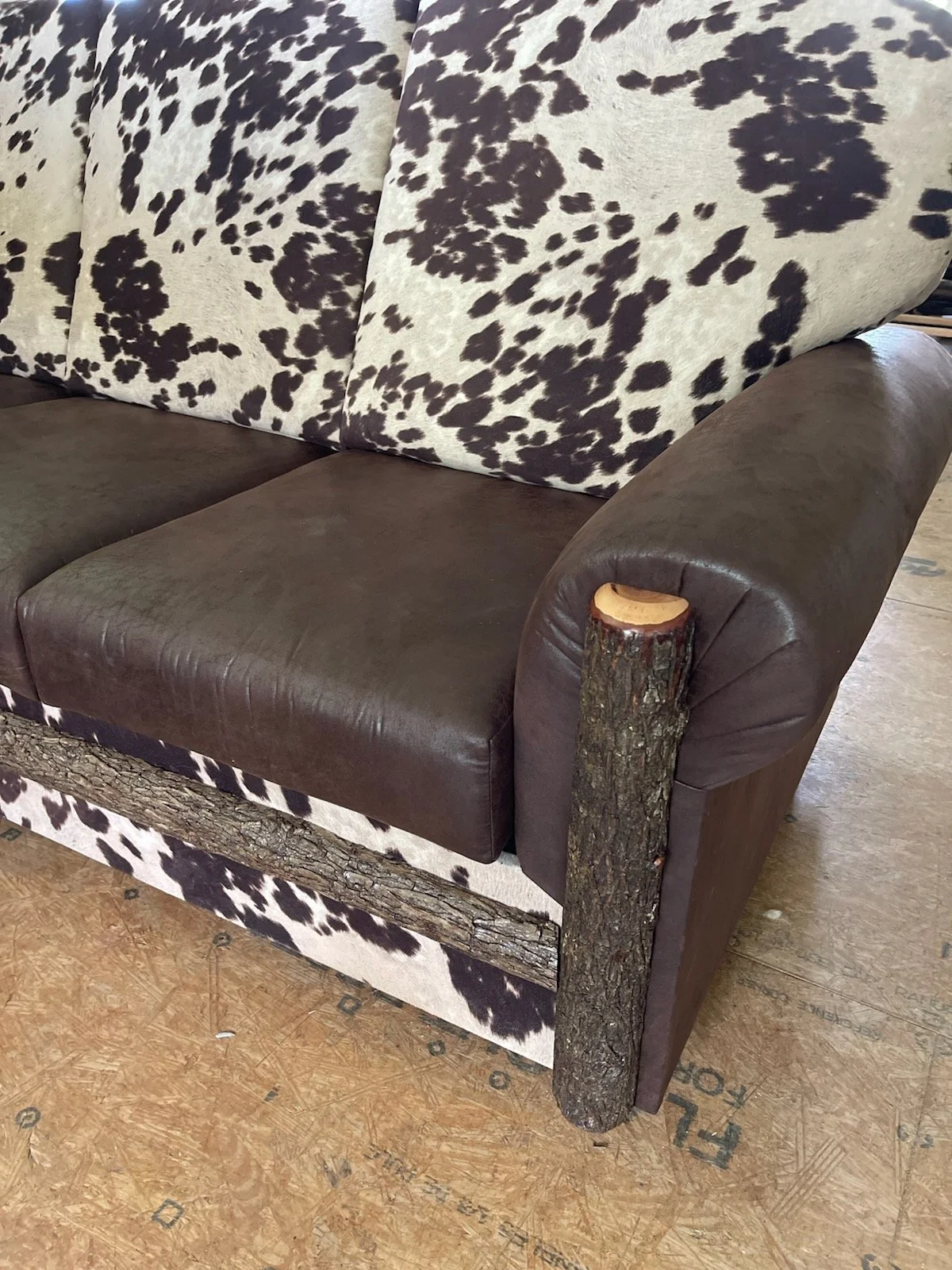 couch7.jpg