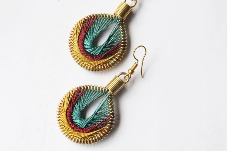 Samer1-women-handmade_750x500.jpg