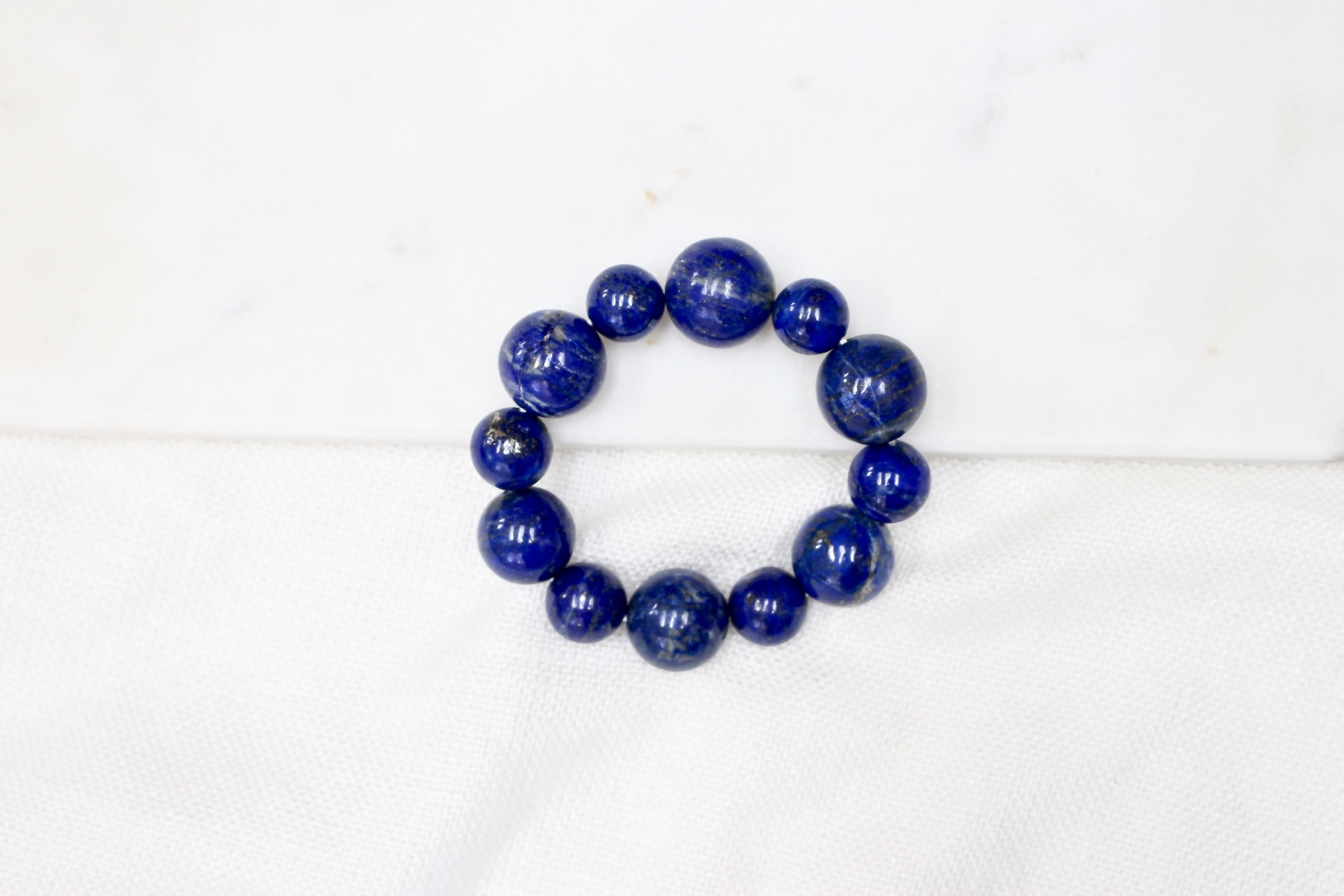 Lapis Lazuli blue bead bracelet